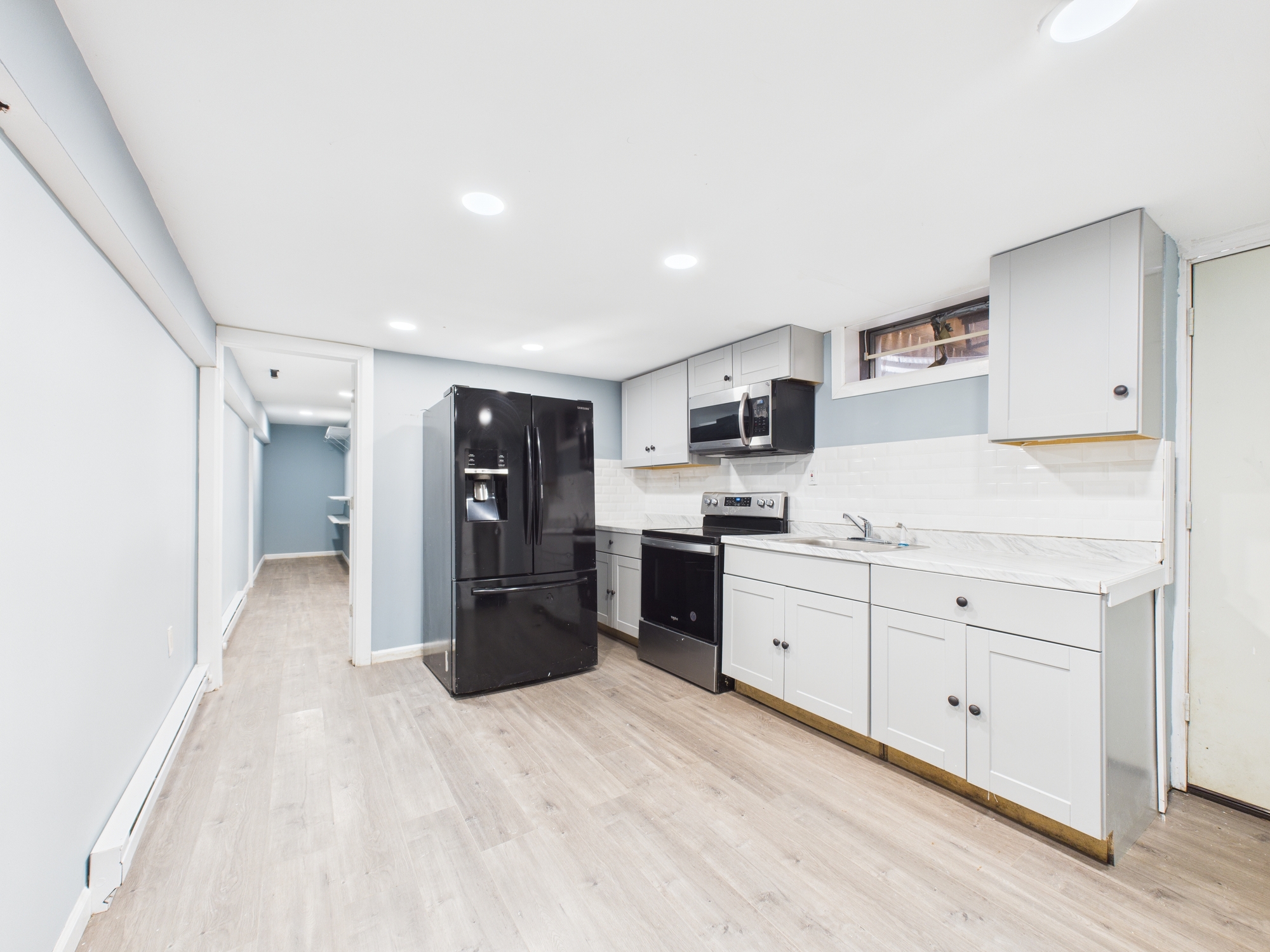 Prospect, Connecticut, 06712, United States, 4 Bedrooms Bedrooms, ,4 BathroomsBathrooms,Residential,For Sale,1987105