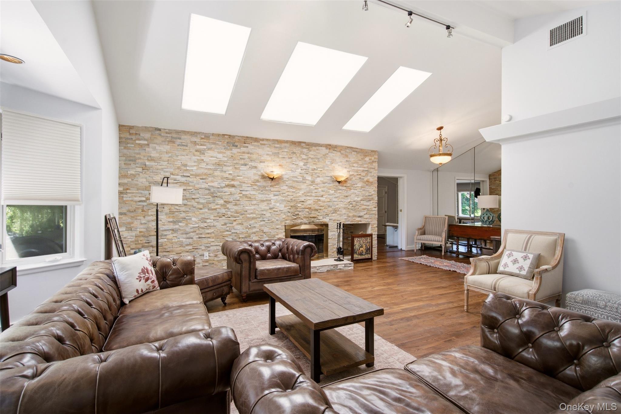  279 Hillcrest Lane, Upper Brookville, NY, 11771 - 物件實景