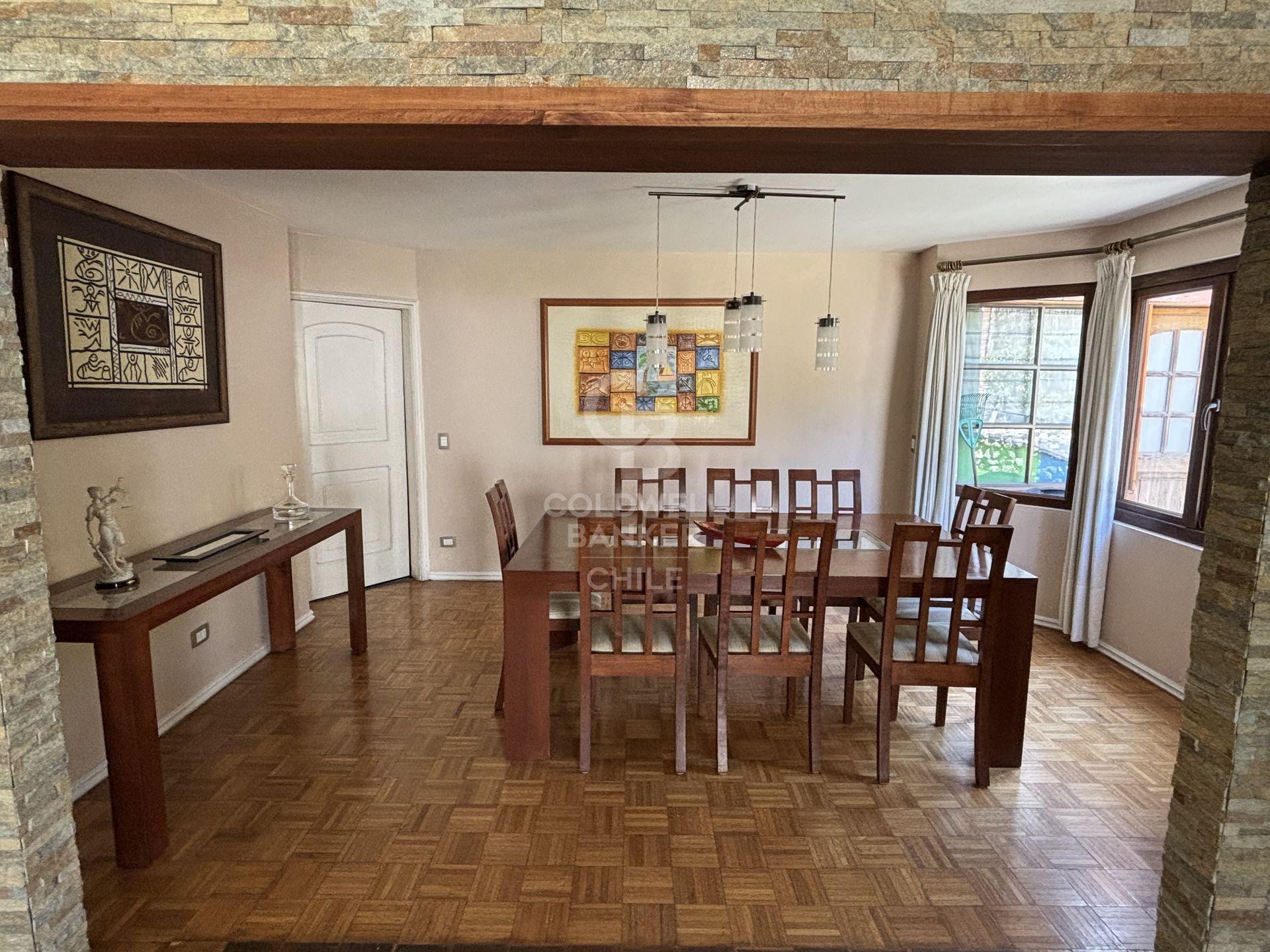 La Reina, Chile, 5 Bedrooms Bedrooms, ,5 BathroomsBathrooms,Residential,For Sale,1779147