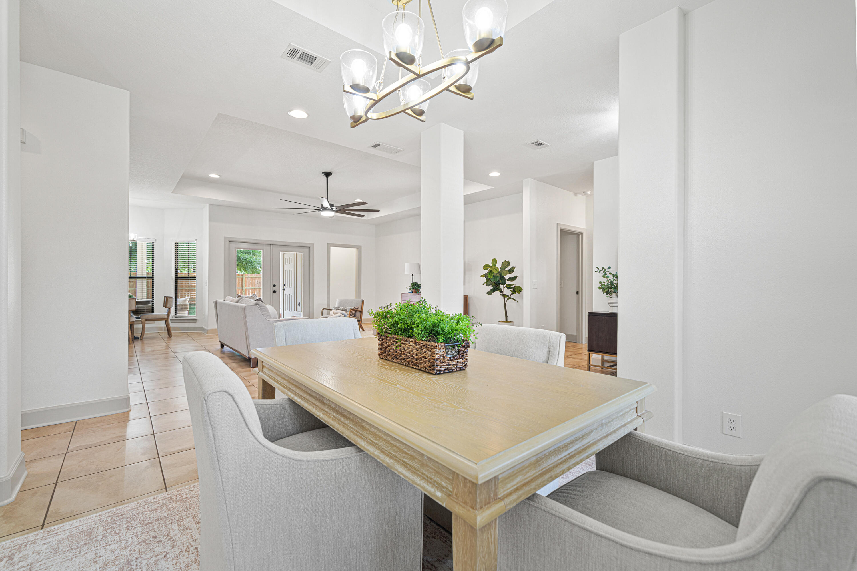 Crestview, Florida, 32536, United States, 5 Bedrooms Bedrooms, ,5 BathroomsBathrooms,Residential,For Sale,1906296