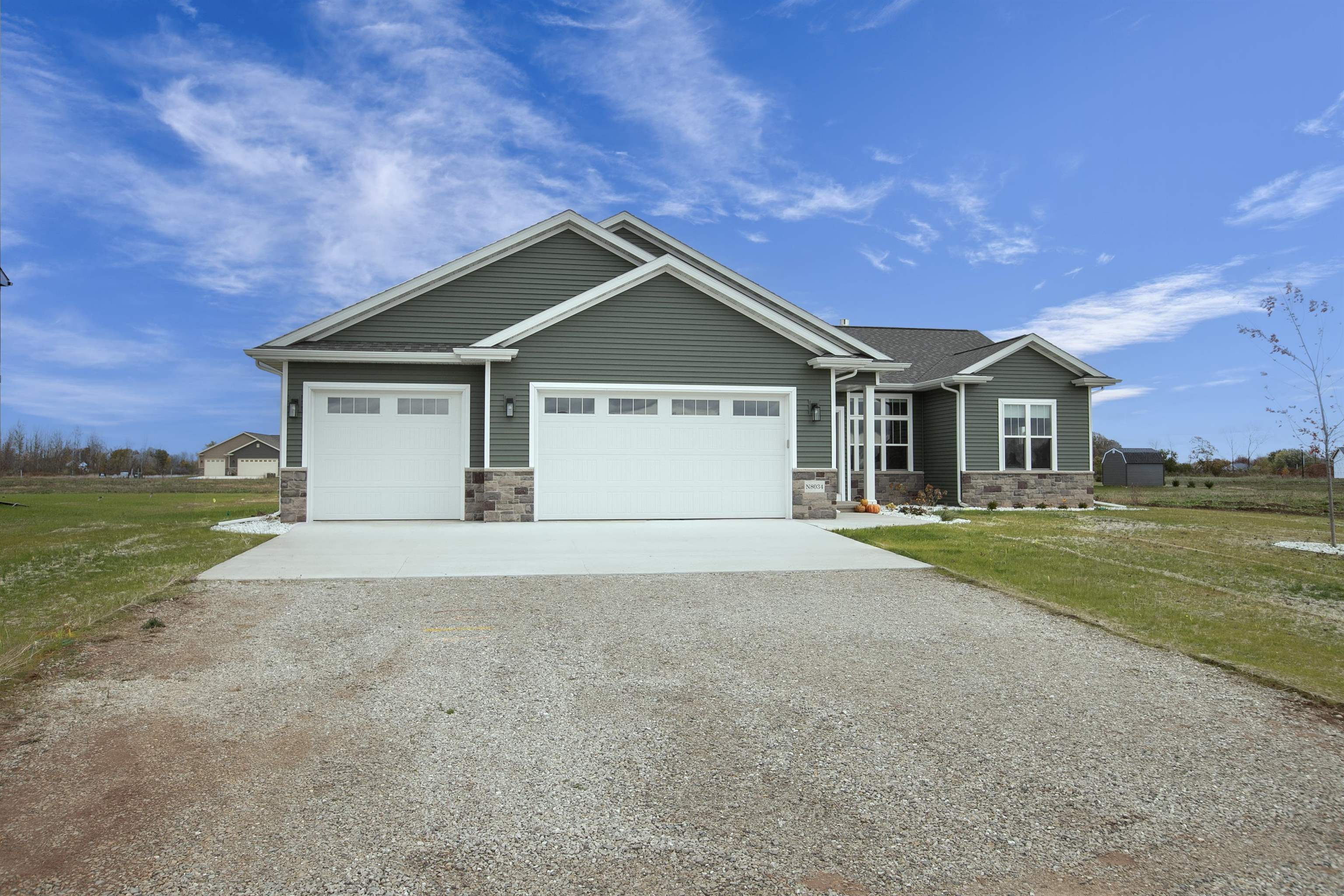 Sherwood, Wisconsin, 54169-2705, United States, 3 Bedrooms Bedrooms, ,3 BathroomsBathrooms,Residential,For Sale,1978161