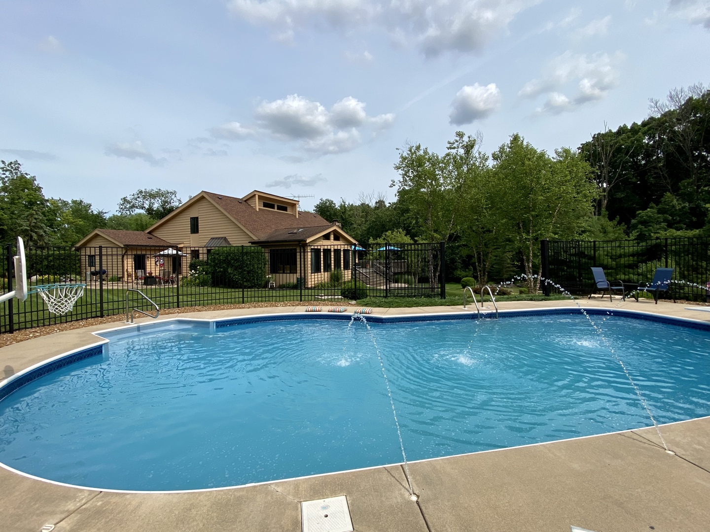 New Lenox, Illinois, 60451, United States, 5 Bedrooms Bedrooms, ,5 BathroomsBathrooms,Residential,For Sale,1920341