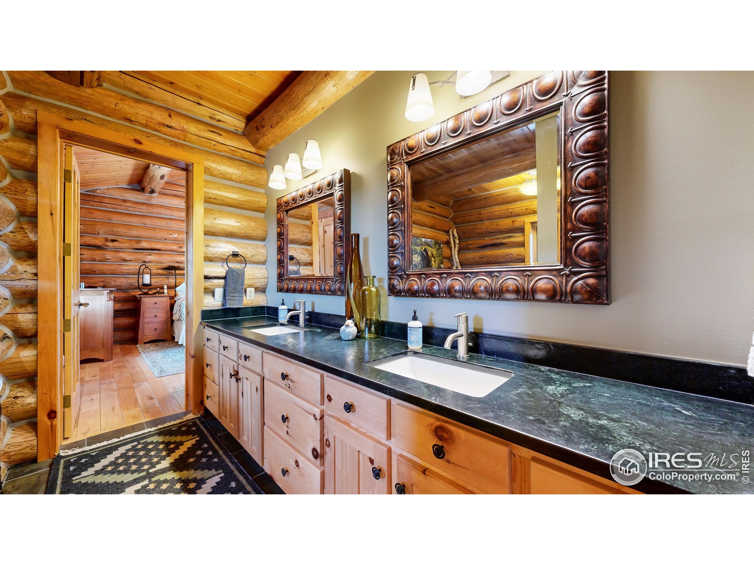 Loveland, Colorado, 80537, United States, 3 Bedrooms Bedrooms, ,2 BathroomsBathrooms,Residential,For Sale,1910374