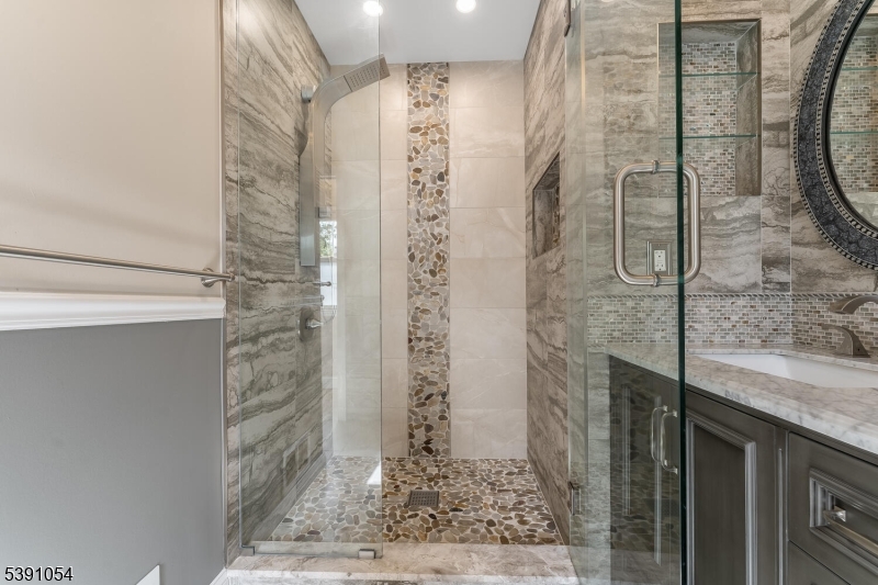 Readington Twp., New Jersey, 08889, United States, 3 Bedrooms Bedrooms, ,3 BathroomsBathrooms,Residential,For Sale,1989352