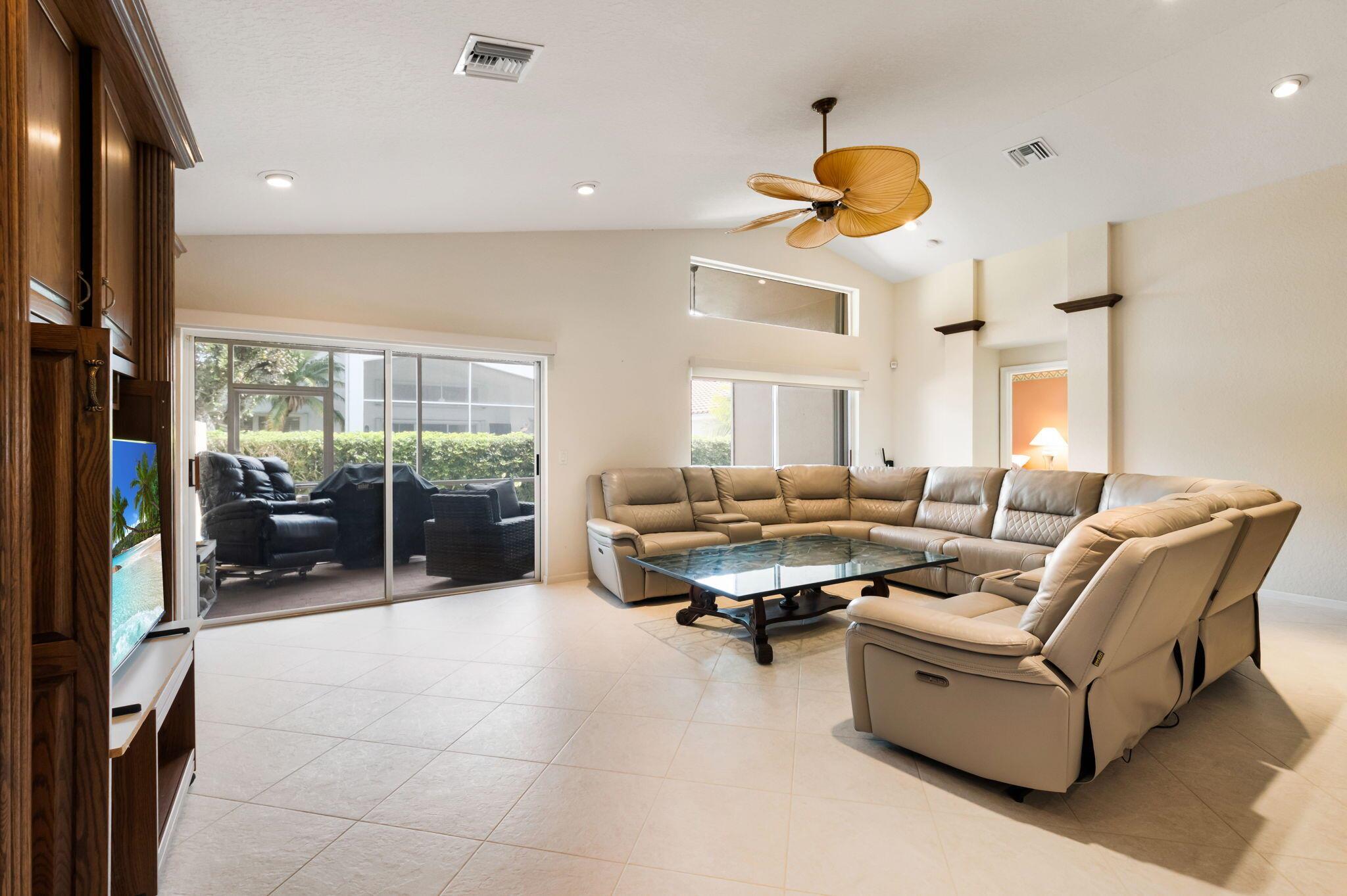 Boynton Beach, Florida, 33437, United States, 3 Bedrooms Bedrooms, ,2 BathroomsBathrooms,Residential,For Sale,1905811