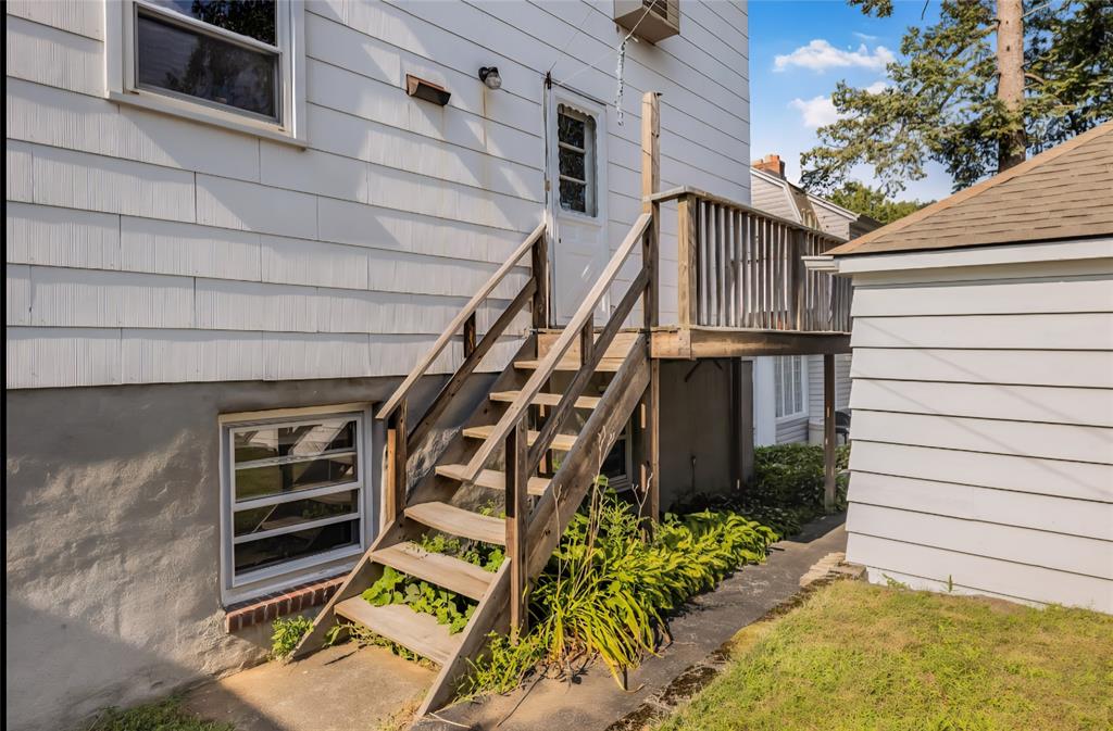 Yonkers, New York, 10701, United States, 3 Bedrooms Bedrooms, ,3 BathroomsBathrooms,Residential,For Sale,1983321