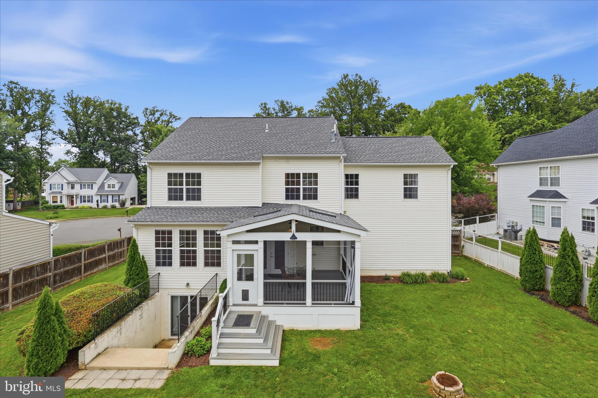 Woodbridge, Virginia, 22193, United States, 4 Bedrooms Bedrooms, ,4 BathroomsBathrooms,Residential,For Sale,2048672