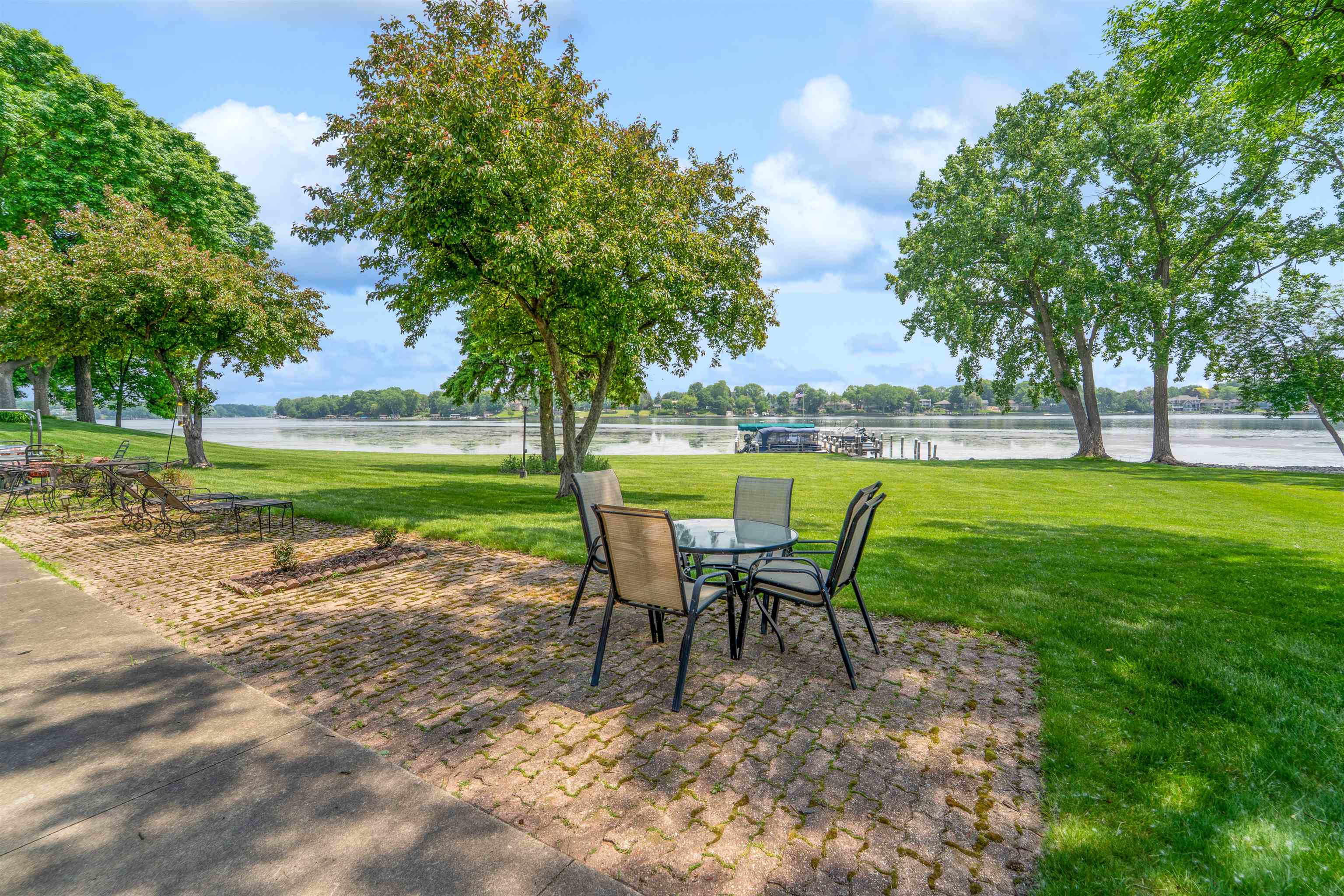 APPLETON, Wisconsin, 54914, United States, 3 Bedrooms Bedrooms, ,3 BathroomsBathrooms,Residential,For Sale,1911879