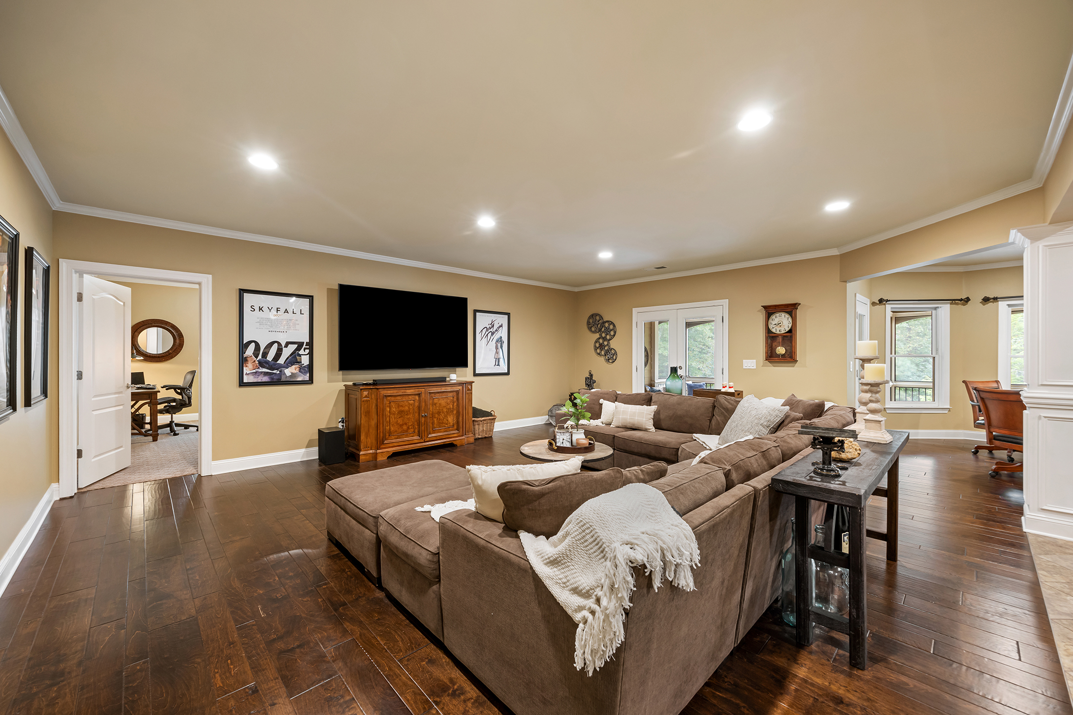  Set on a Spacious Cul-de-Sac Lot in Arbor Green - 物件實景