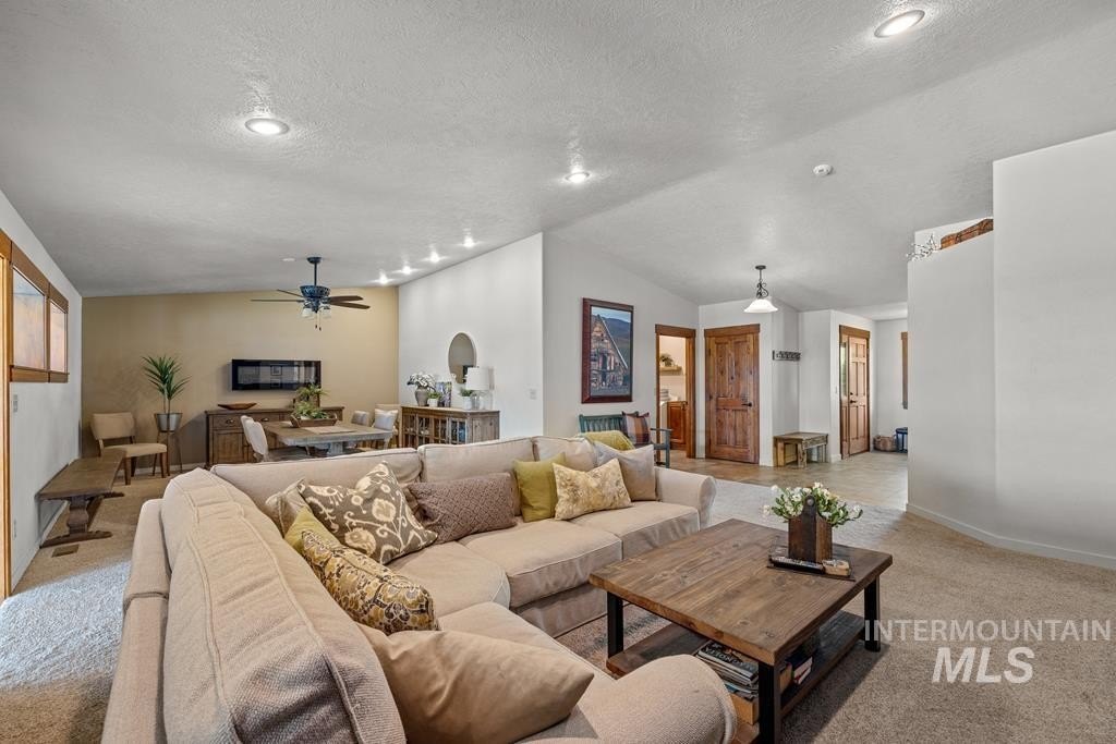 McCall, Idaho, 83638, United States, 4 Bedrooms Bedrooms, ,3 BathroomsBathrooms,Residential,For Sale,1825316