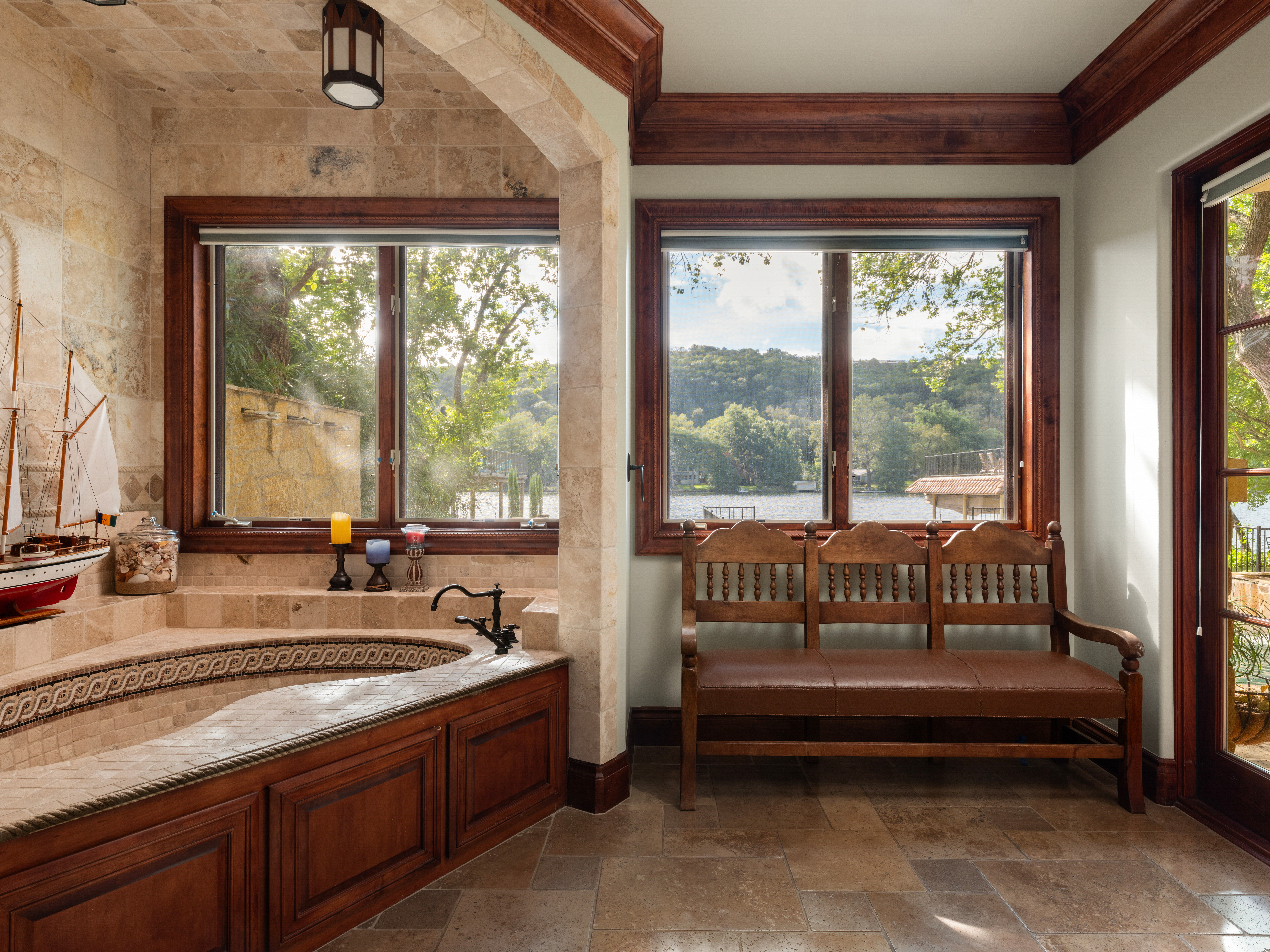 Gated Lake Austin Waterfront  ±90 Feet of Shoreline - 物件實景