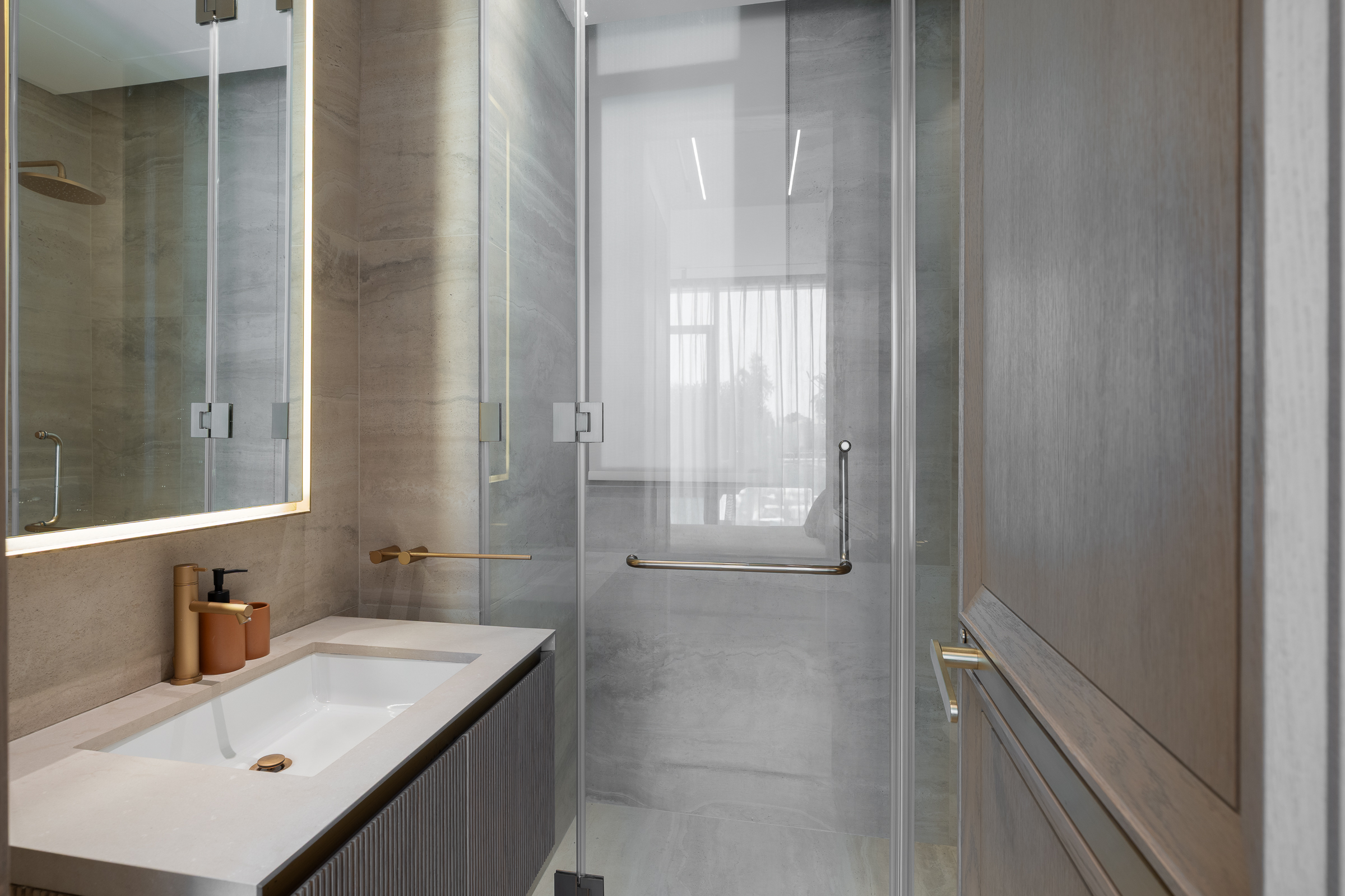  Ready-to-Move Lakefront Villa in Jumeirah Islands - 物件實景