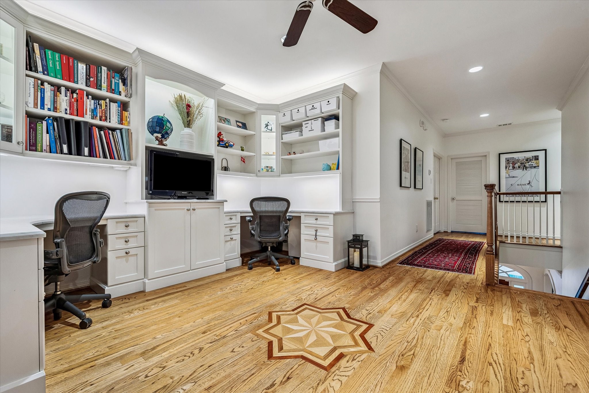  5732 Longmont Lane - 物件實景