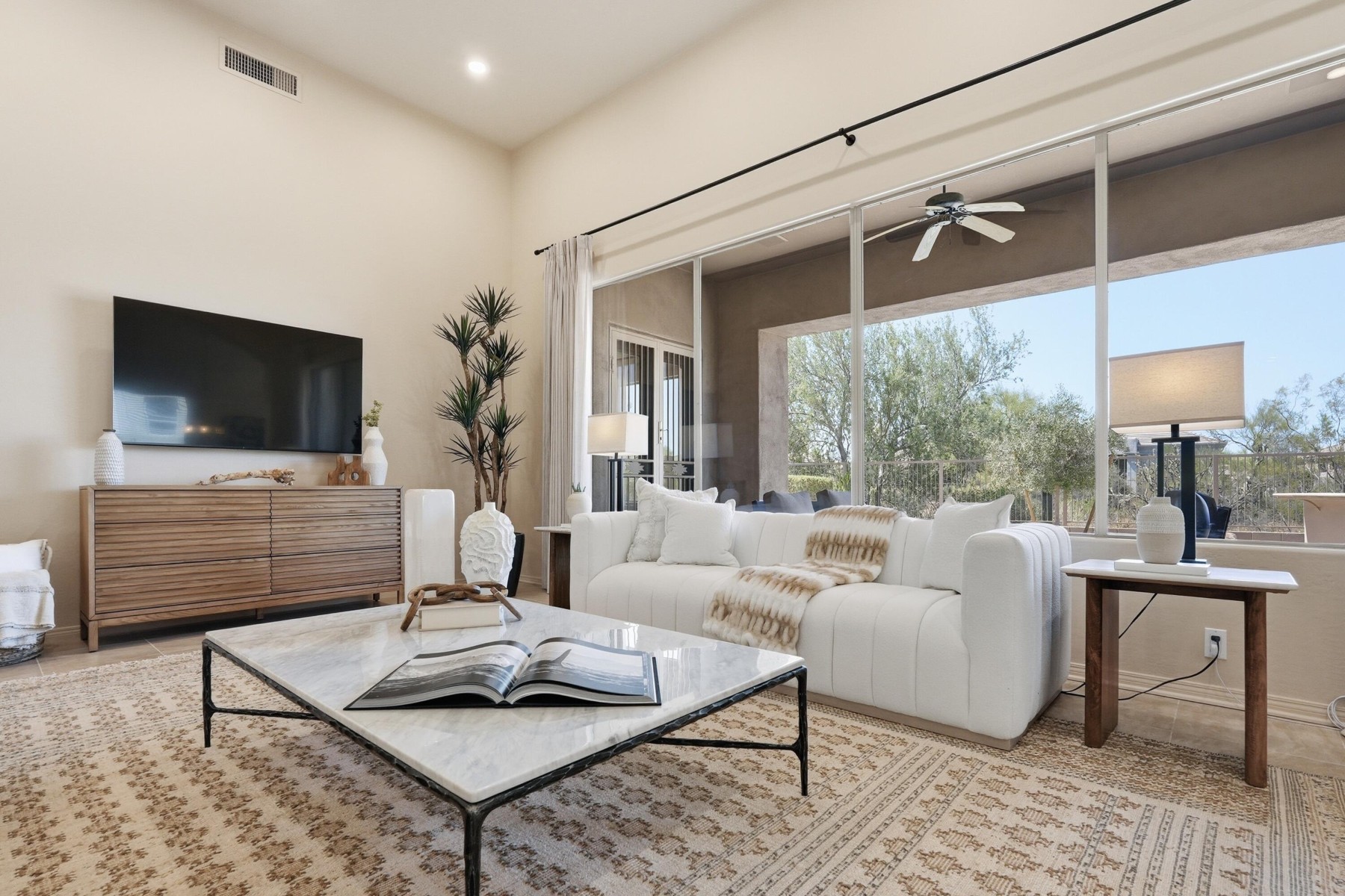  7156 E Thirsty Cactus Lane ¦ Scottsdale, AZ - 物件實景