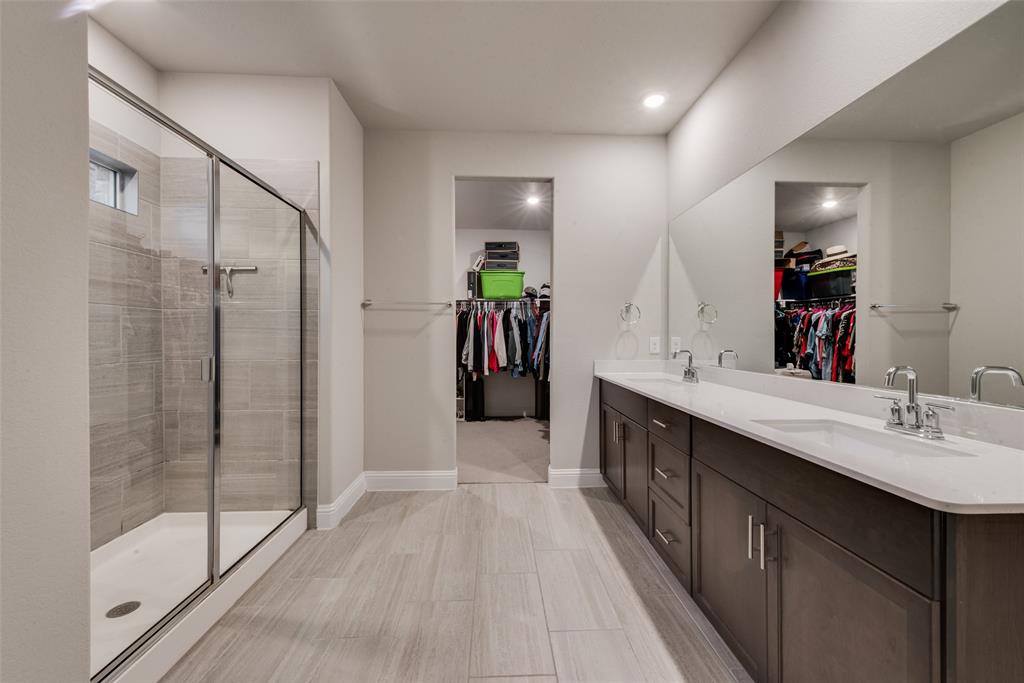 Melissa, Texas, 75454, United States, 4 Bedrooms Bedrooms, ,4 BathroomsBathrooms,Residential,For Sale,1900978