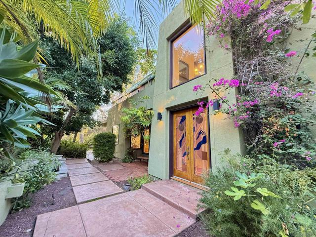 San Diego, California, 92103, United States, 2 Bedrooms Bedrooms, ,4 BathroomsBathrooms,Residential,For Sale,2009061