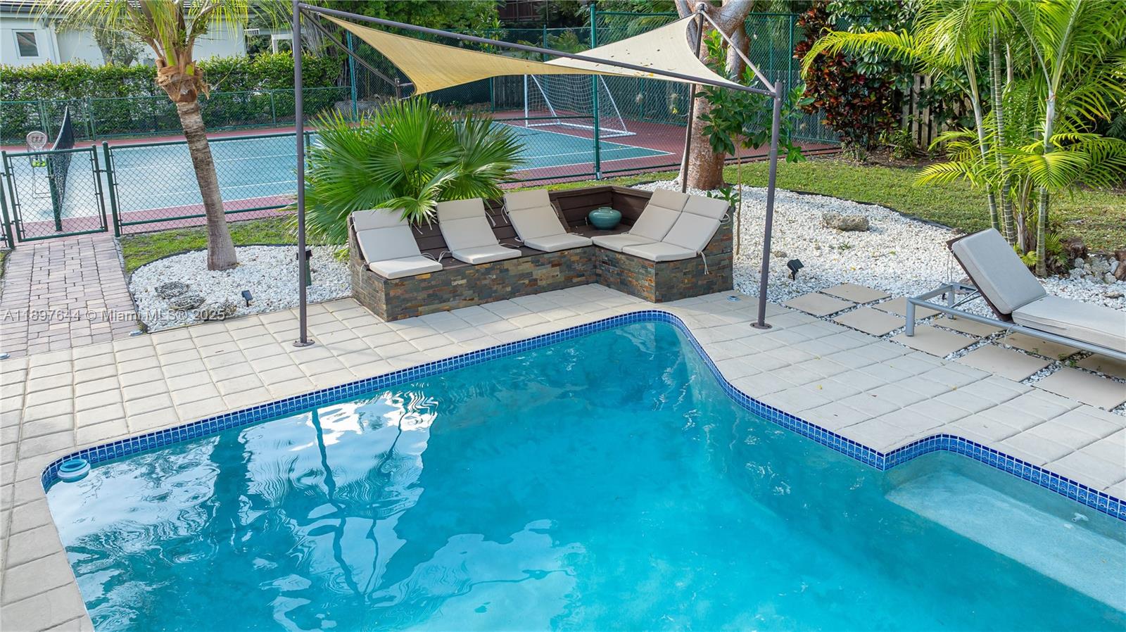 Palmetto Bay, Florida, 33157, United States, 4 Bedrooms Bedrooms, ,4 BathroomsBathrooms,Residential,For Sale,1966916