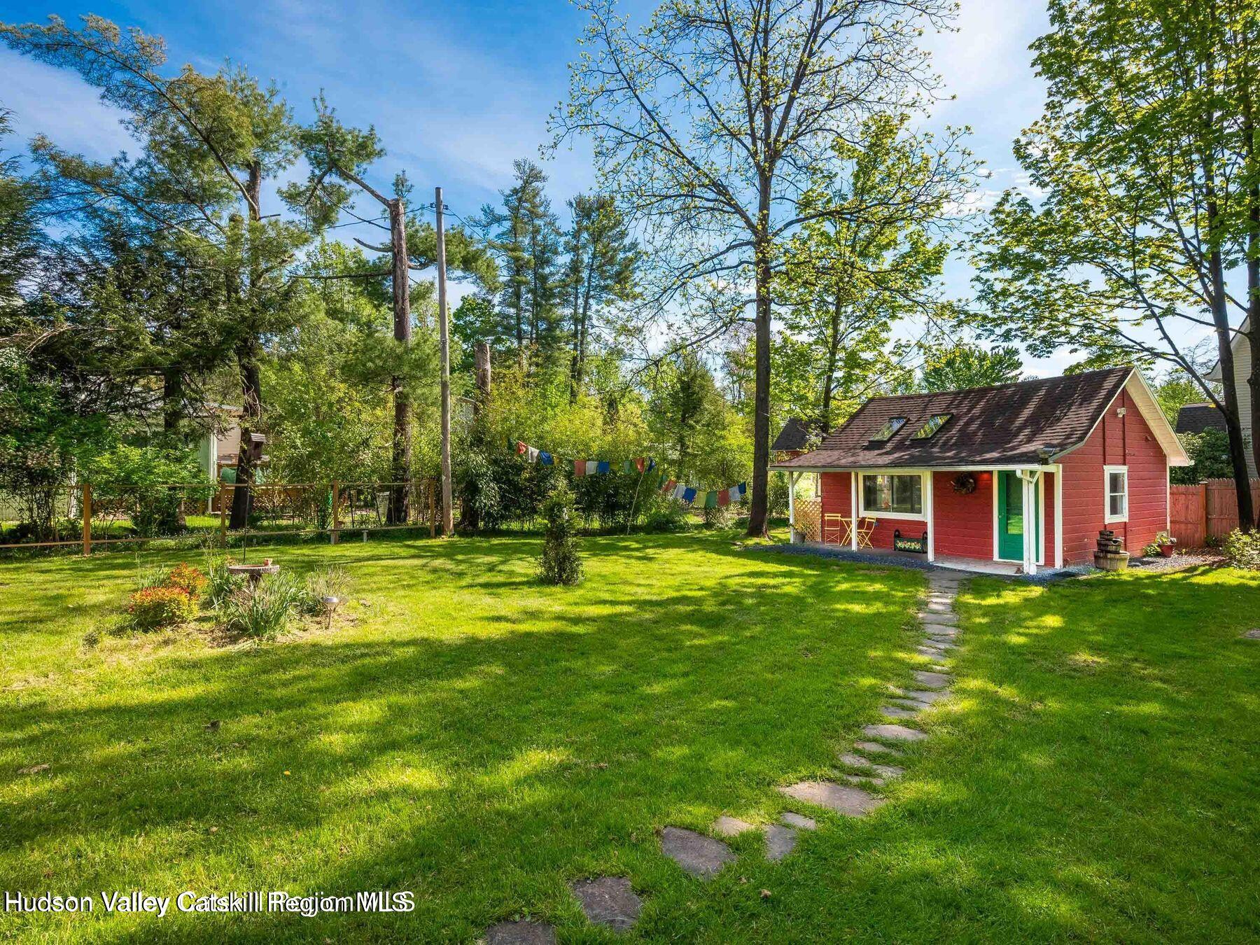 Woodstock, New York, 12498, United States, 3 Bedrooms Bedrooms, ,4 BathroomsBathrooms,Residential,For Sale,1857603