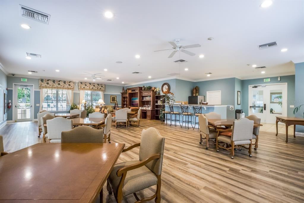 Bradenton, Florida, 34209, United States, 5 Bedrooms Bedrooms, ,3 BathroomsBathrooms,Residential,For Sale,1916938