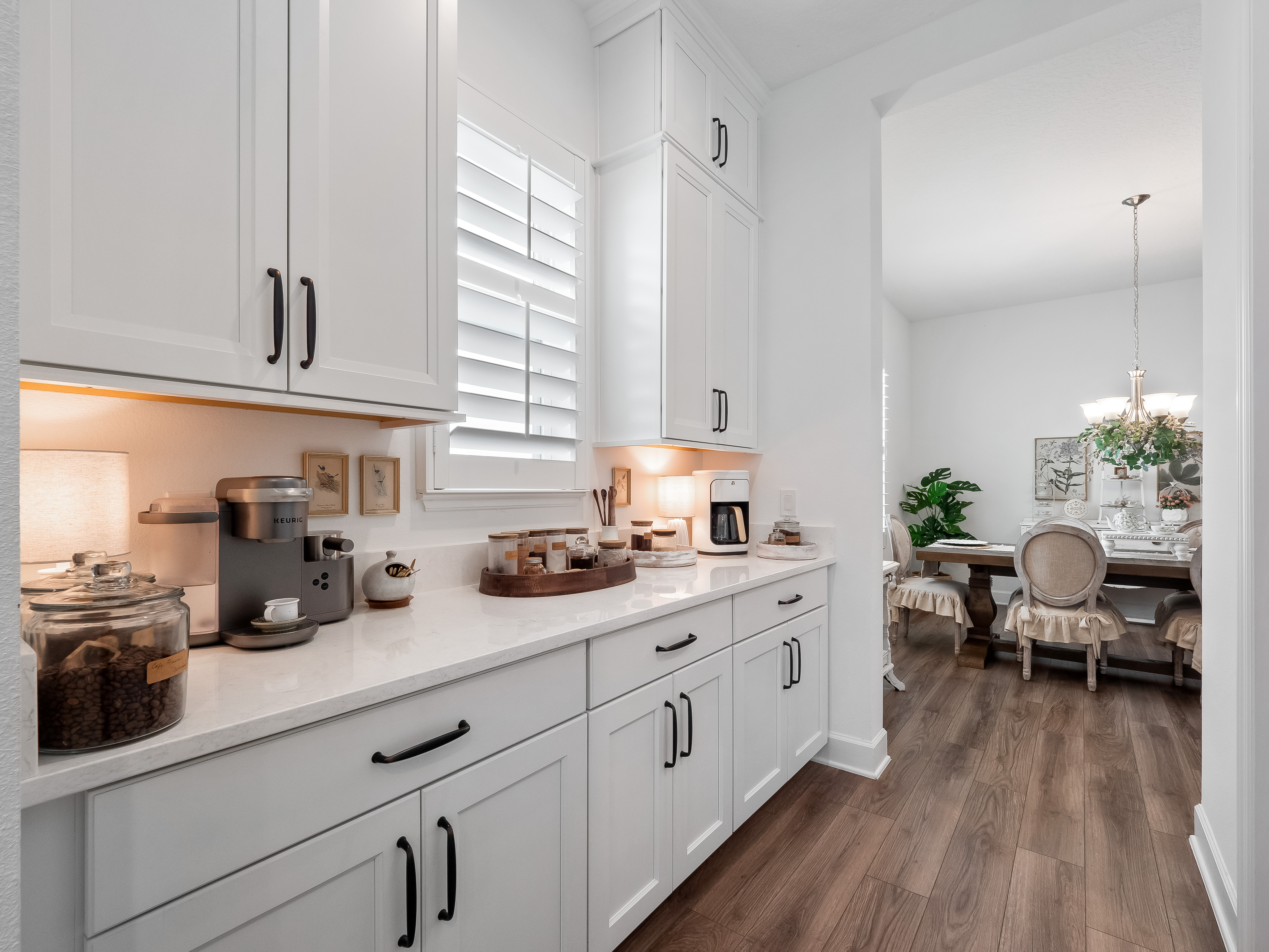 Winter Garden, Florida, 34787, United States, 5 Bedrooms Bedrooms, ,5 BathroomsBathrooms,Residential,For Sale,1914233