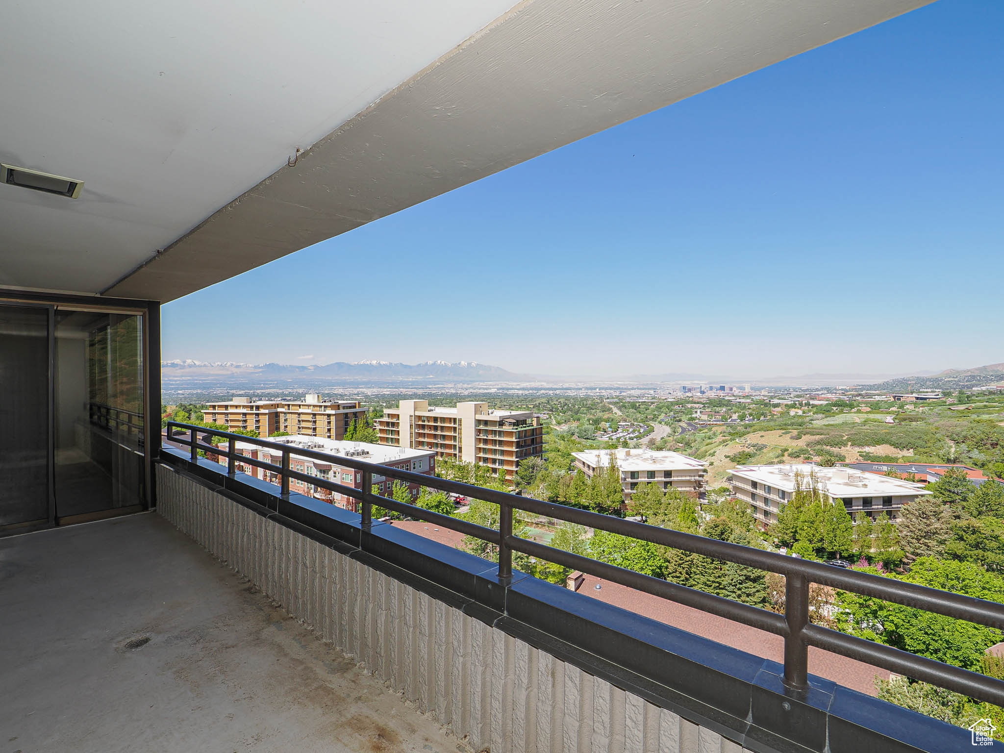 Salt Lake City, Utah, 84108, United States, 2 Bedrooms Bedrooms, ,1 BathroomBathrooms,Residential,For Sale,1805689