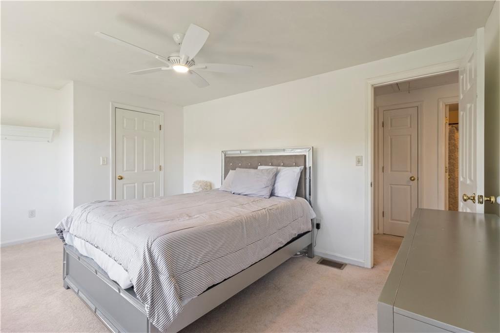 Bellingham, Massachusetts, 02019, United States, 3 Bedrooms Bedrooms, ,3 BathroomsBathrooms,Residential,For Sale,1978290