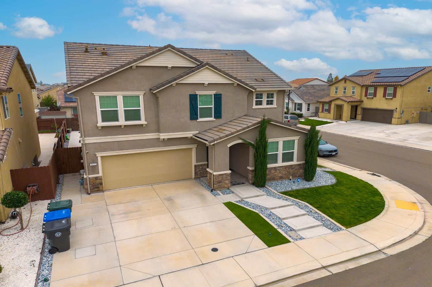 Manteca, California, 95337, United States, 4 Bedrooms Bedrooms, ,3 BathroomsBathrooms,Residential,For Sale,2001194