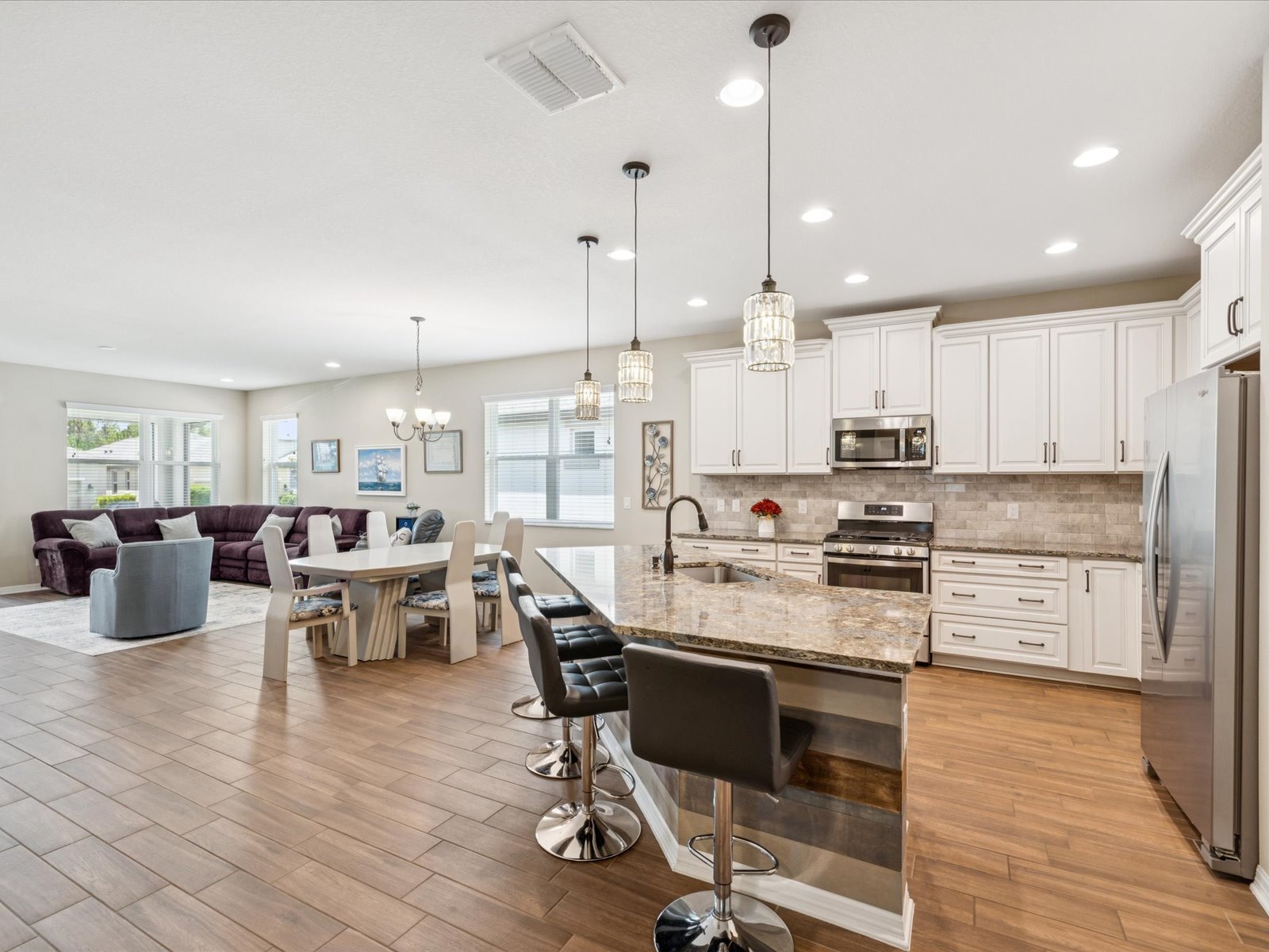Odessa, Florida, 33556, United States, 3 Bedrooms Bedrooms, ,3 BathroomsBathrooms,Residential,For Sale,1868336