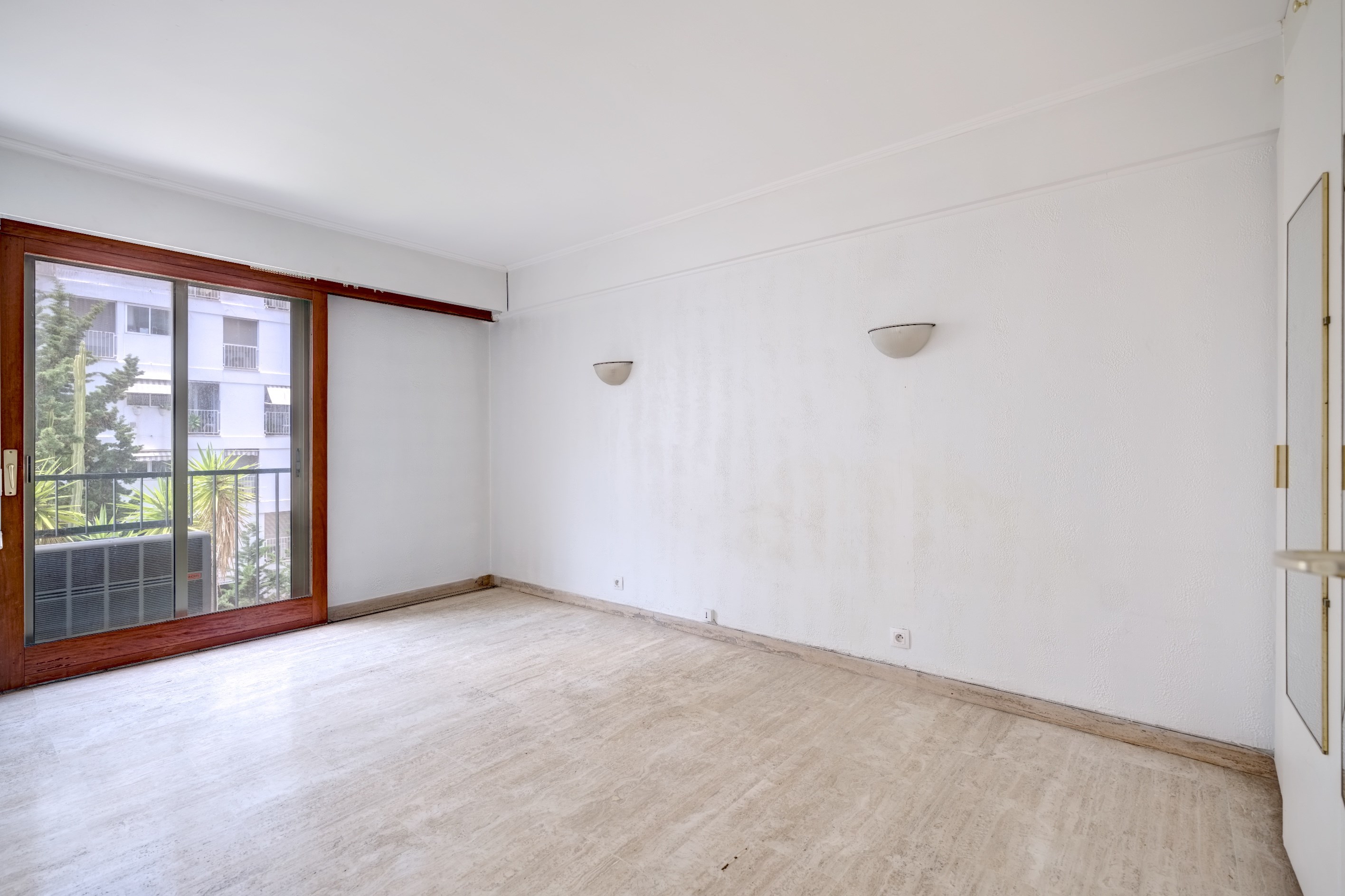  Palm Beach Cannes apartment with terrace and renovation potential near the beac… - 物件實景