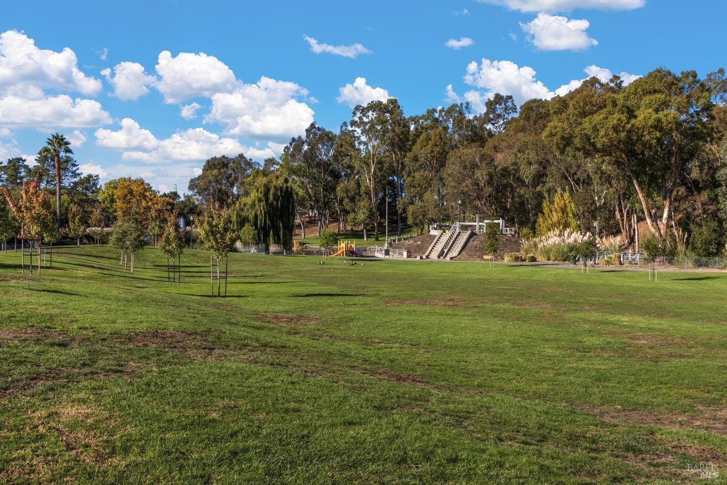 Hercules, California, 94547, United States, 2 Bedrooms Bedrooms, ,2 BathroomsBathrooms,Residential,For Sale,1988230