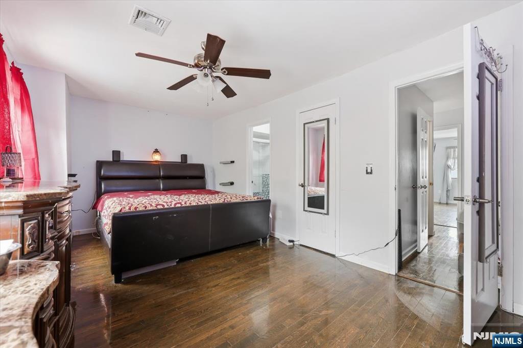 North Bergen, New Jersey, 07047, United States, 3 Bedrooms Bedrooms, ,3 BathroomsBathrooms,Residential,For Sale,1987538