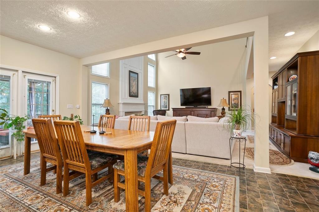 Covington, Georgia, 30014, United States, 5 Bedrooms Bedrooms, ,5 BathroomsBathrooms,Residential,For Sale,2003102