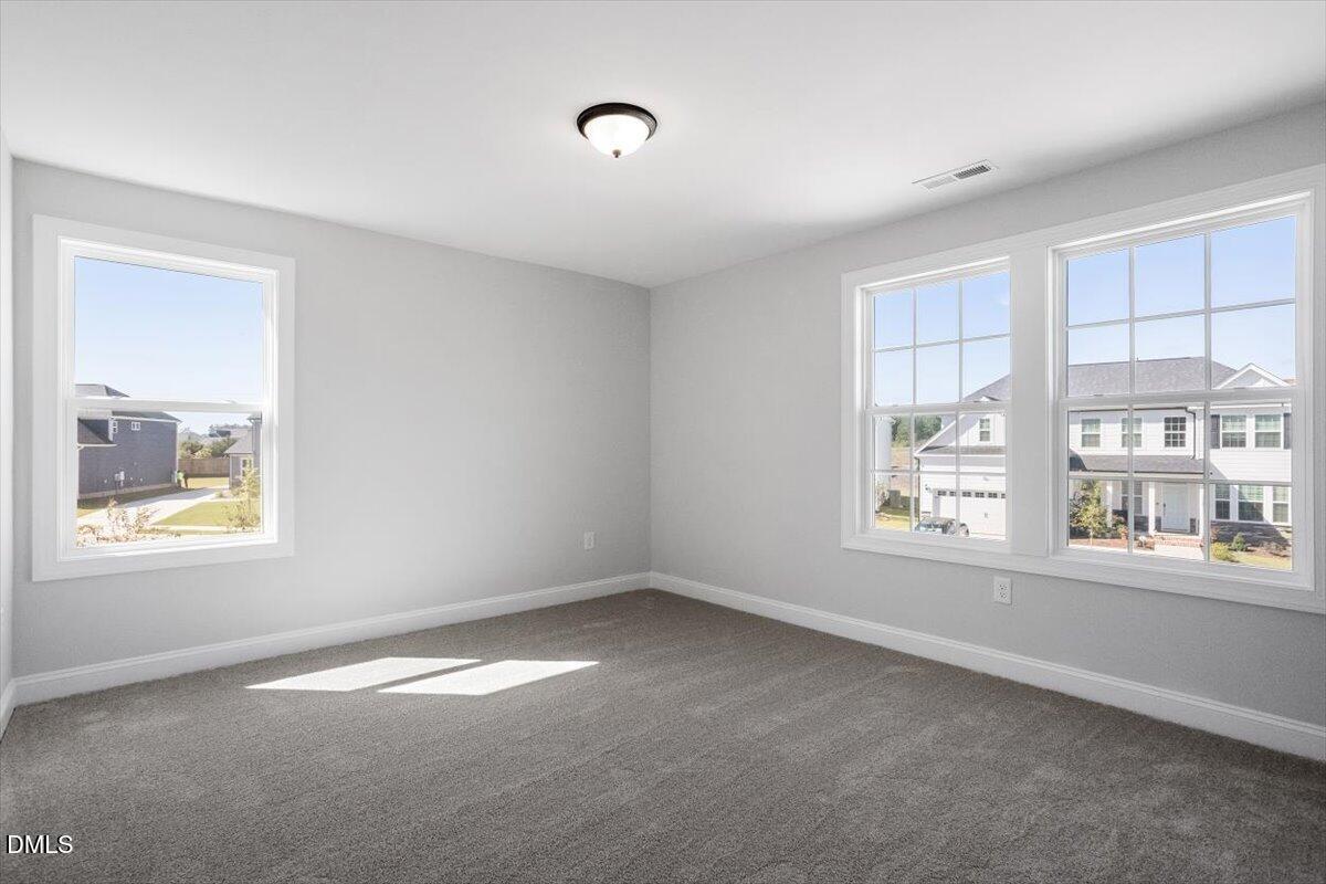 Fuquay Varina, North Carolina, 27526, United States, 5 Bedrooms Bedrooms, ,3 BathroomsBathrooms,Residential,For Sale,1973834