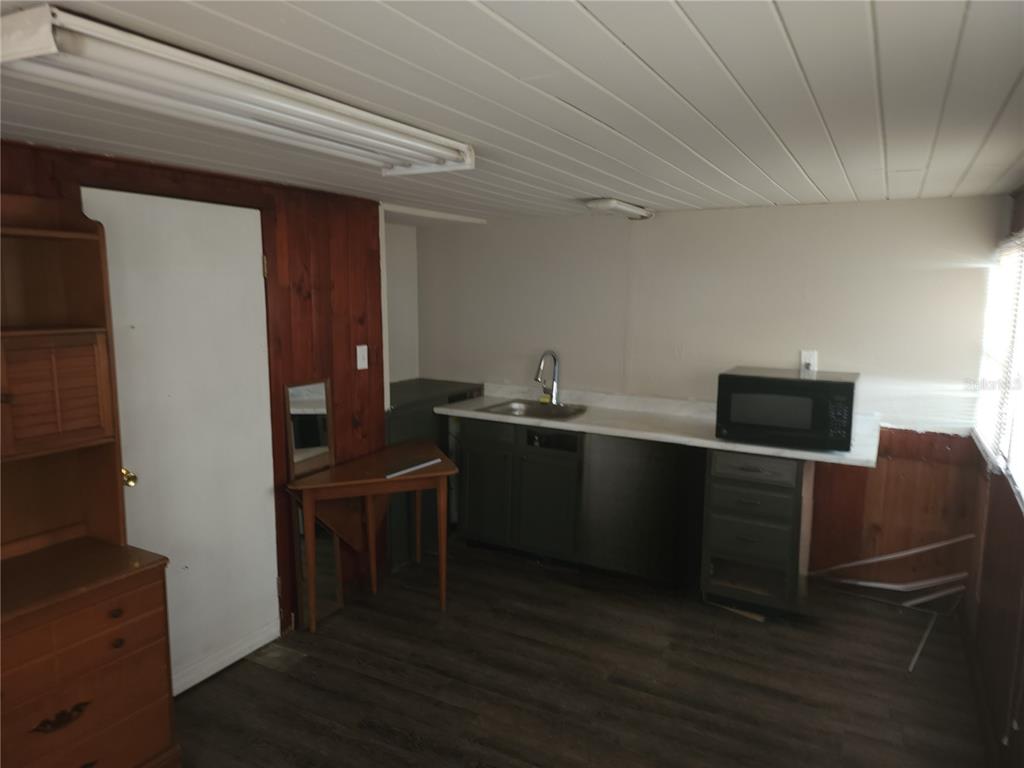 Tampa, Florida, 33609, United States, 3 Bedrooms Bedrooms, ,2 BathroomsBathrooms,Residential,For Sale,1804497