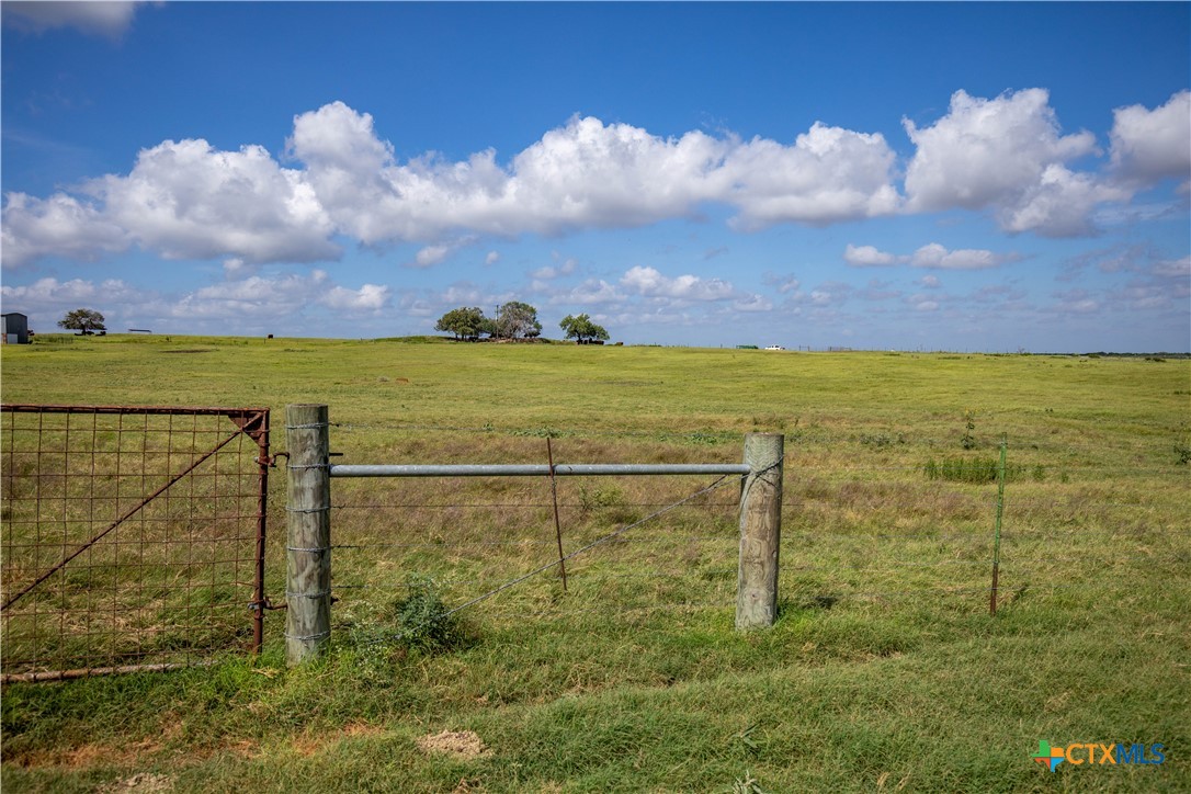 Kenedy, Texas, 78119, United States, ,Residential,For Sale,1967827