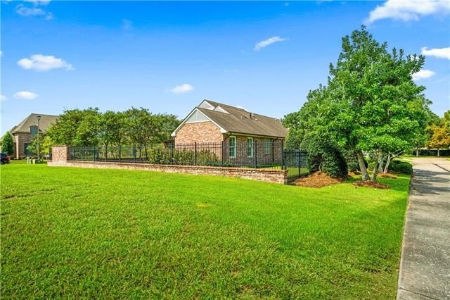 Alexandria, Louisiana, 71303, United States, 3 Bedrooms Bedrooms, ,3 BathroomsBathrooms,Residential,For Sale,1864081