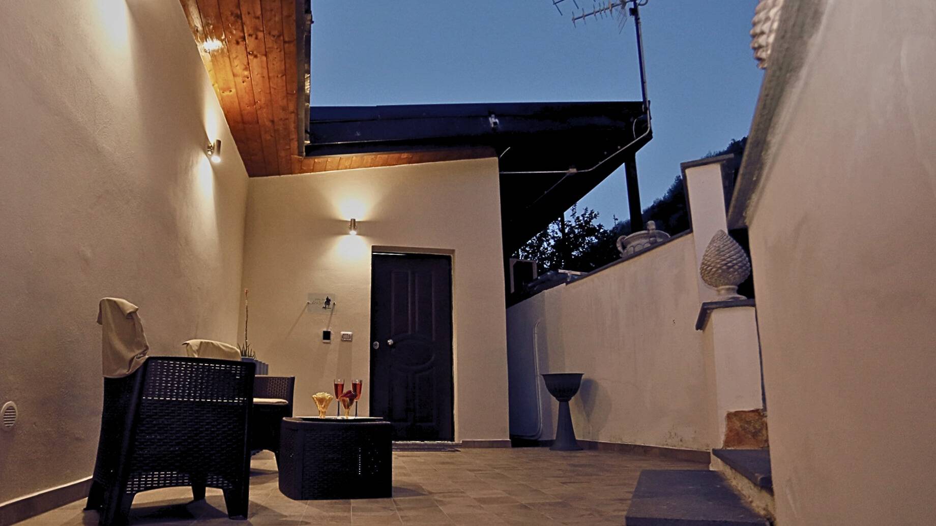 Sorrento, Napoli, 80067, IT, 2 Bedrooms Bedrooms, ,2 BathroomsBathrooms,Residential,For Sale,1829517
