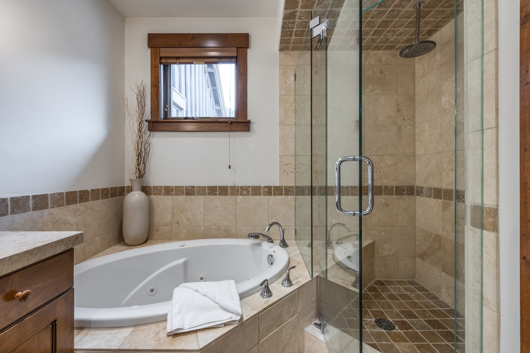  Silver Star 2 BR Ski-in/Ski-out Condo  Step into Your Mountain Dream Lifestyle - 物件實景