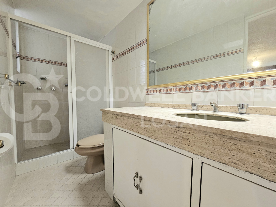 Tlalnepantla de Baz, Estado de méxico, 54054, Mexico, 3 Bedrooms Bedrooms, ,3 BathroomsBathrooms,Residential,For Sale,1807312