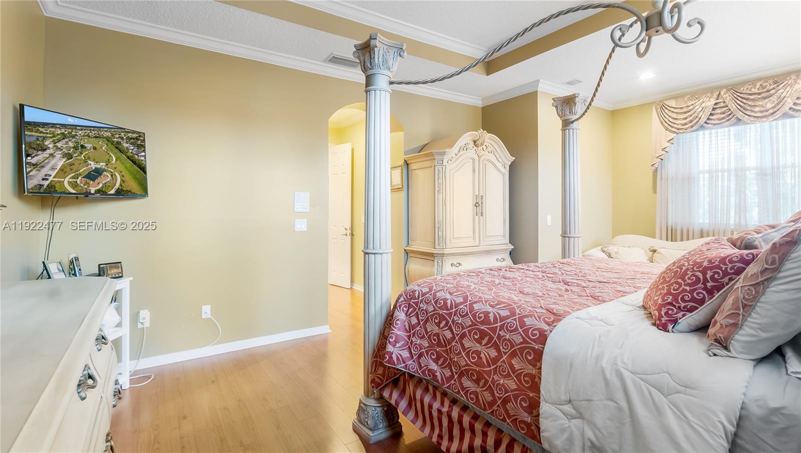 Pembroke Pines, Florida, 33028, United States, 5 Bedrooms Bedrooms, ,4 BathroomsBathrooms,Residential,For Sale,2002117