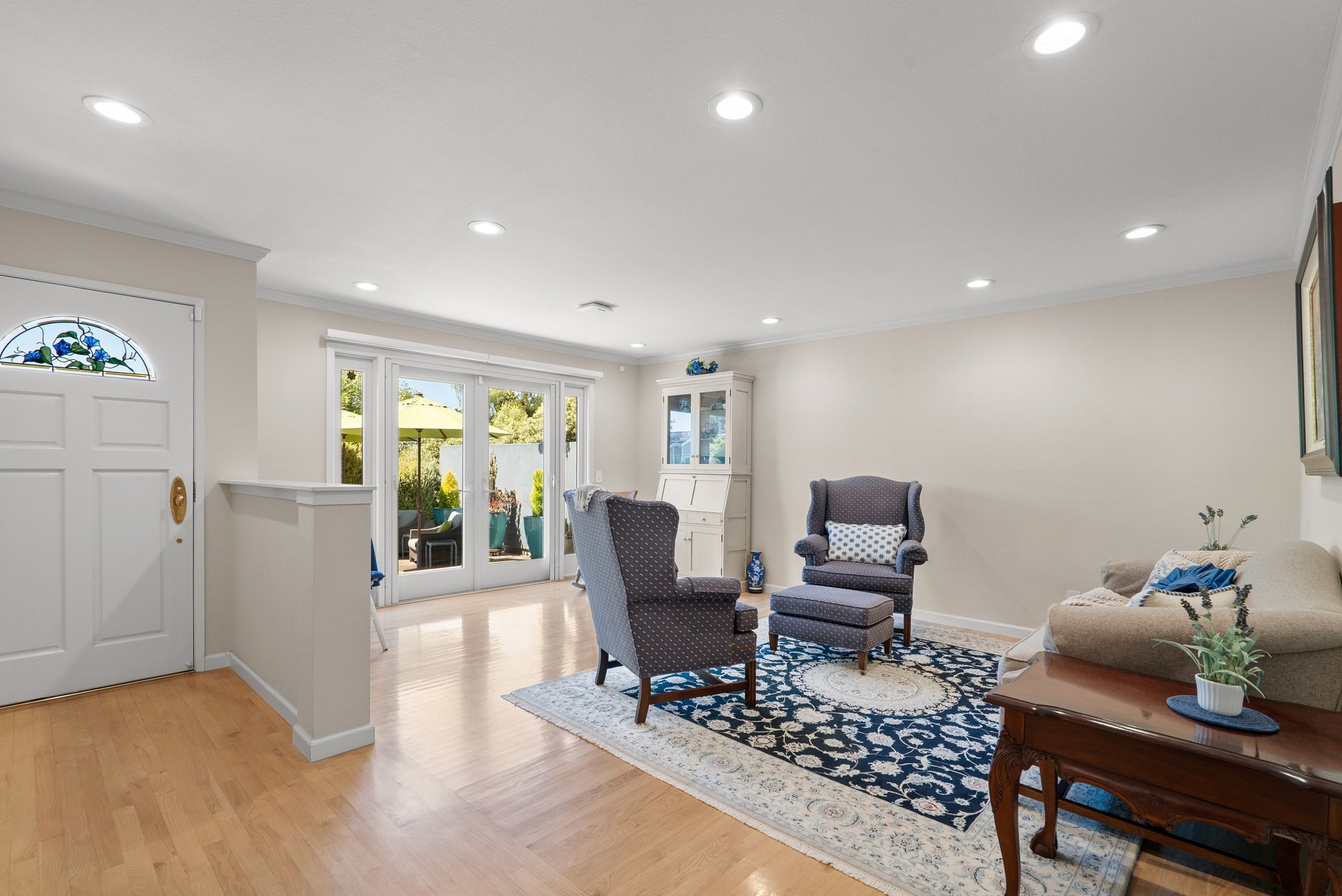  910 Corcoran Avenue - 物件實景
