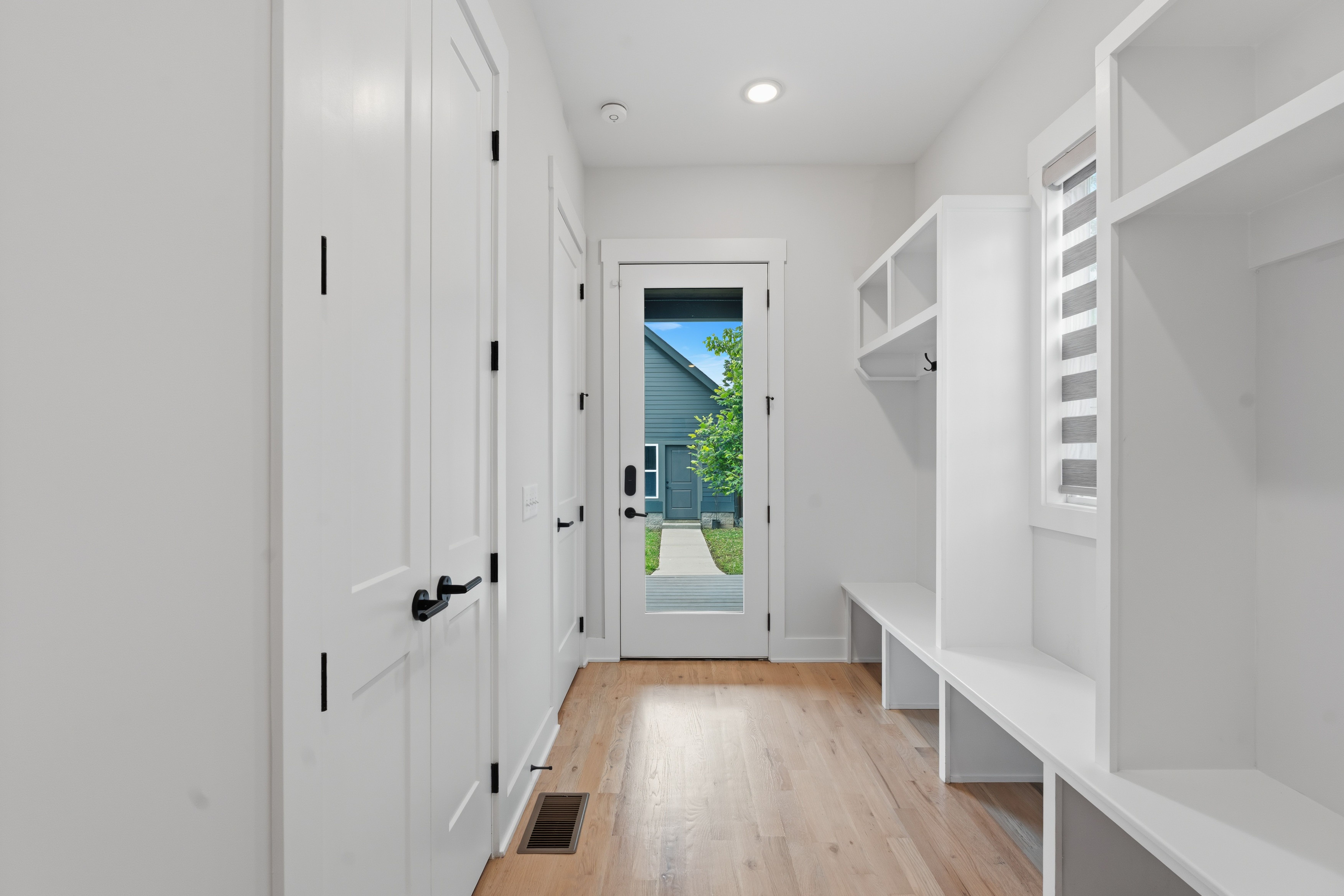  725 Hart Ave, Nashville, TN, 37206 - 物件實景