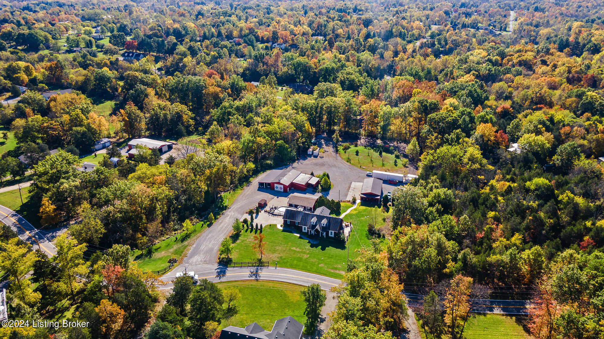 La Grange, Kentucky, 40031, United States, 5 Bedrooms Bedrooms, ,3 BathroomsBathrooms,Residential,For Sale,1793584