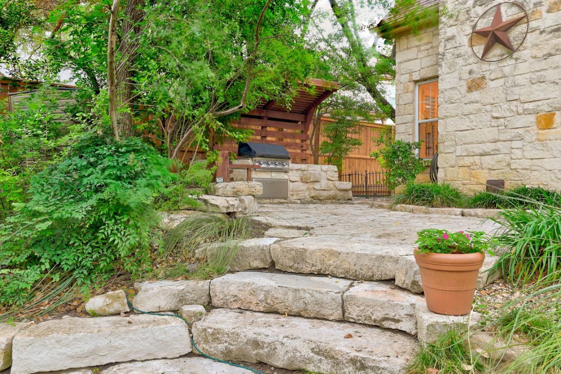 Austin, Texas, 78746, United States, 5 Bedrooms Bedrooms, ,5 BathroomsBathrooms,Residential,For Sale,1847430