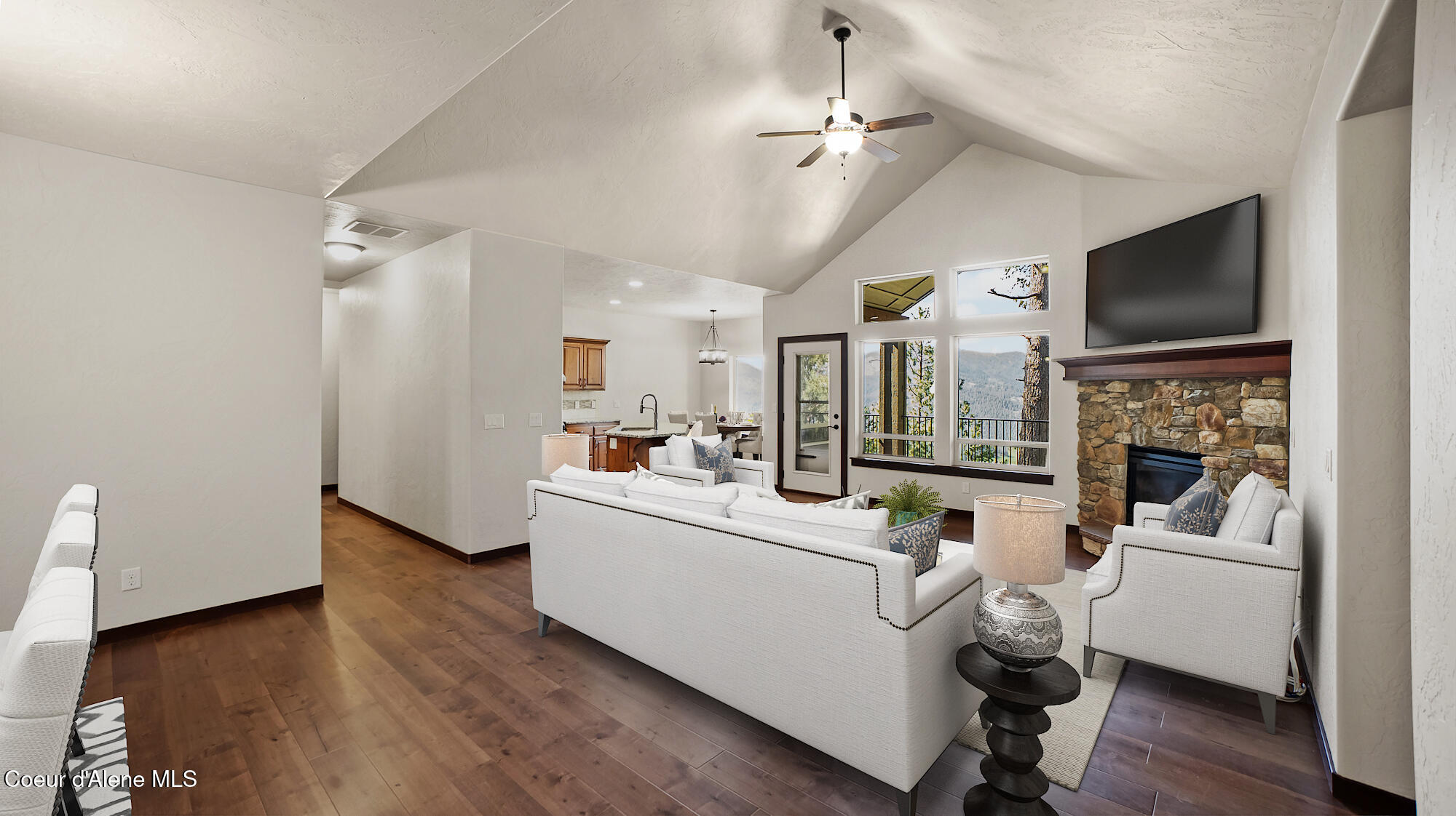 Coeur d'Alene, Idaho, 83814, United States, 3 Bedrooms Bedrooms, ,3 BathroomsBathrooms,Residential,For Sale,1980356