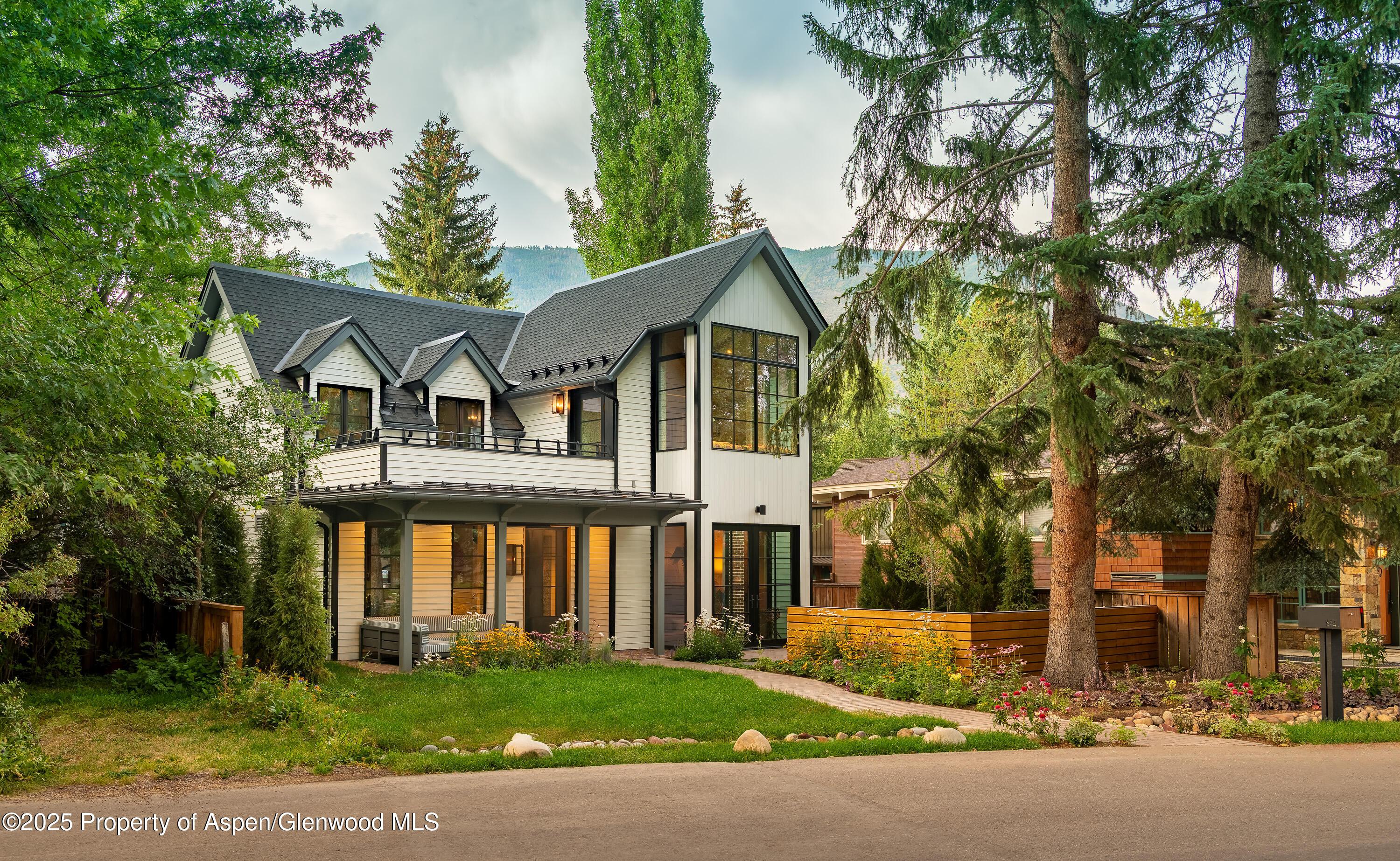 Aspen, Colorado, 81611, United States, 7 Bedrooms Bedrooms, ,7 BathroomsBathrooms,Residential,For Sale,1849969