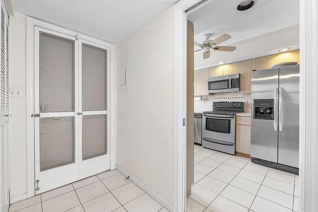 Highland Beach, Florida, 33487, United States, 2 Bedrooms Bedrooms, ,2 BathroomsBathrooms,Residential,For Sale,1892142