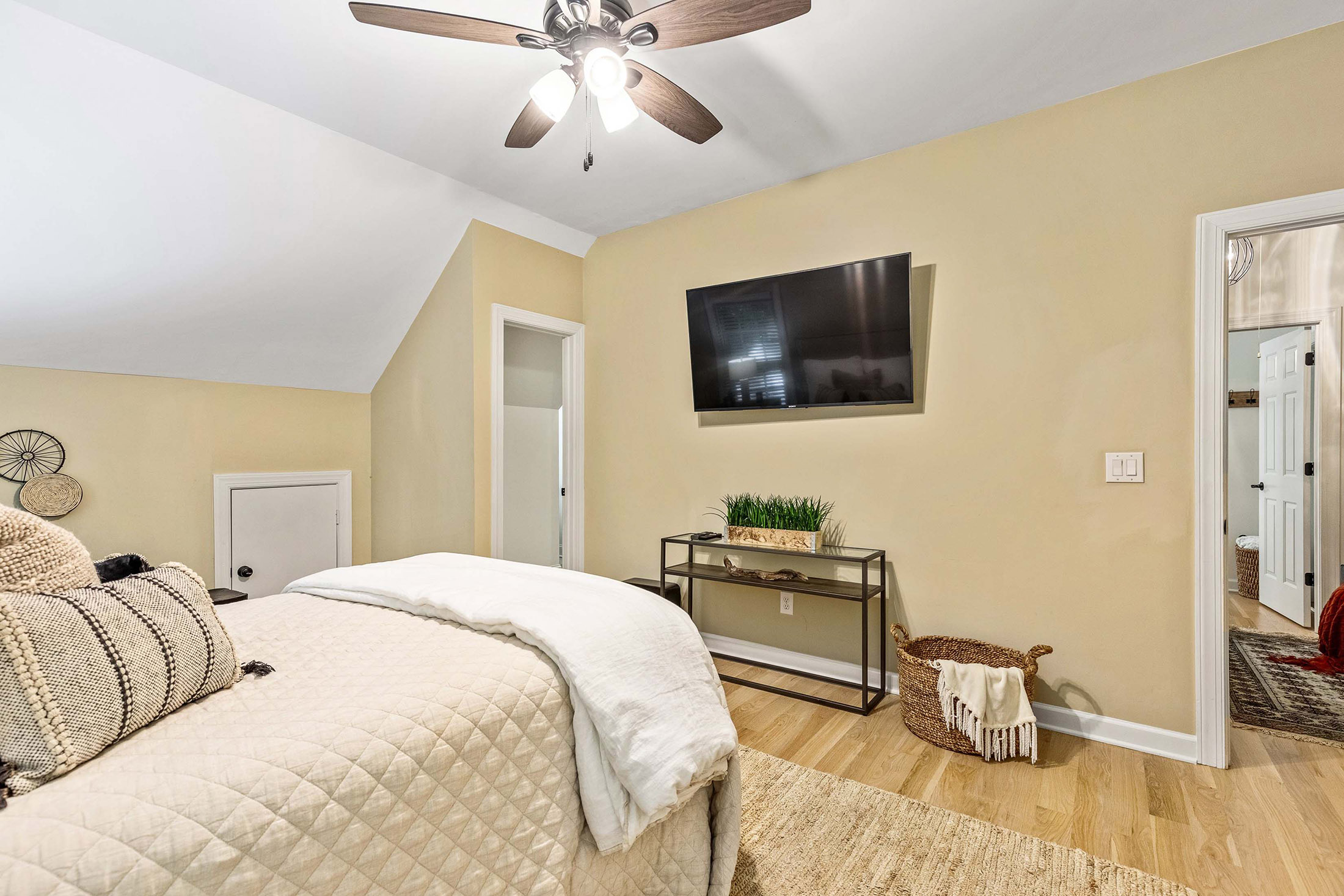  Lovely Home on Large Parkside Estate Lot in Beautiful North Cove - 物件實景