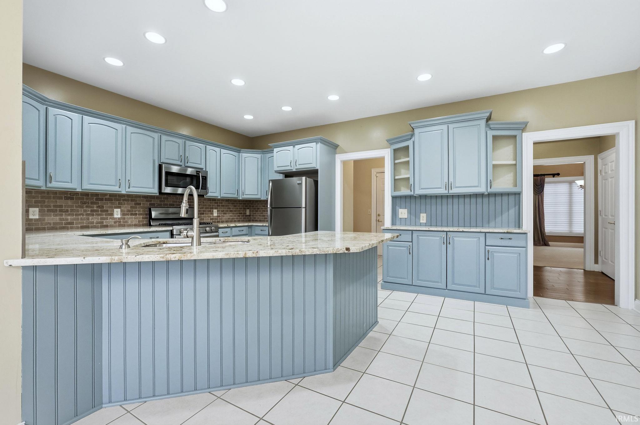 Fort Wayne, Indiana, 46814, United States, 4 Bedrooms Bedrooms, ,5 BathroomsBathrooms,Residential,For Sale,2001824