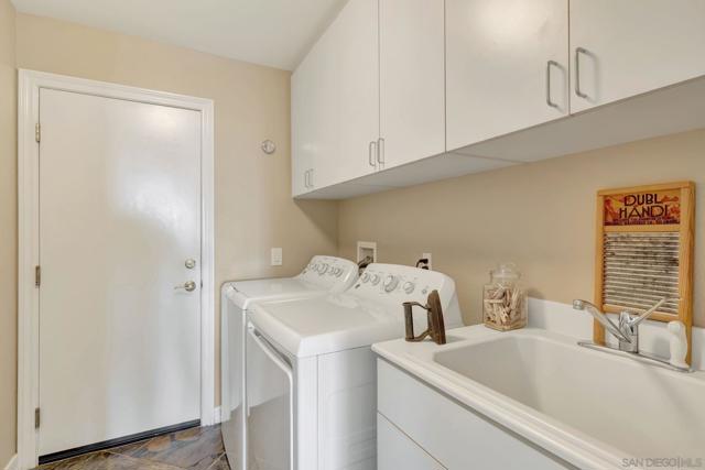 San Diego, California, 92131, United States, 4 Bedrooms Bedrooms, ,4 BathroomsBathrooms,Residential,For Sale,1989897